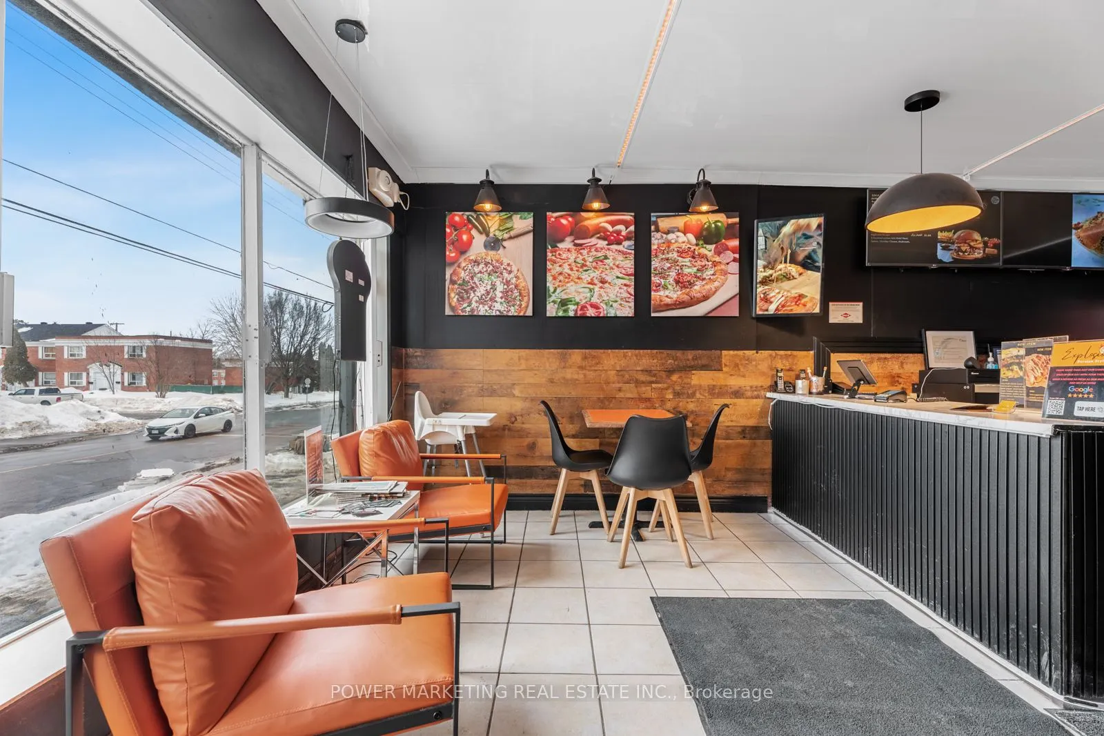 293 ST LAURENT Boulevard