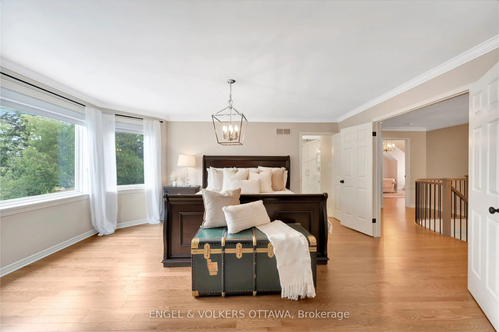 14 Belton Avenue E