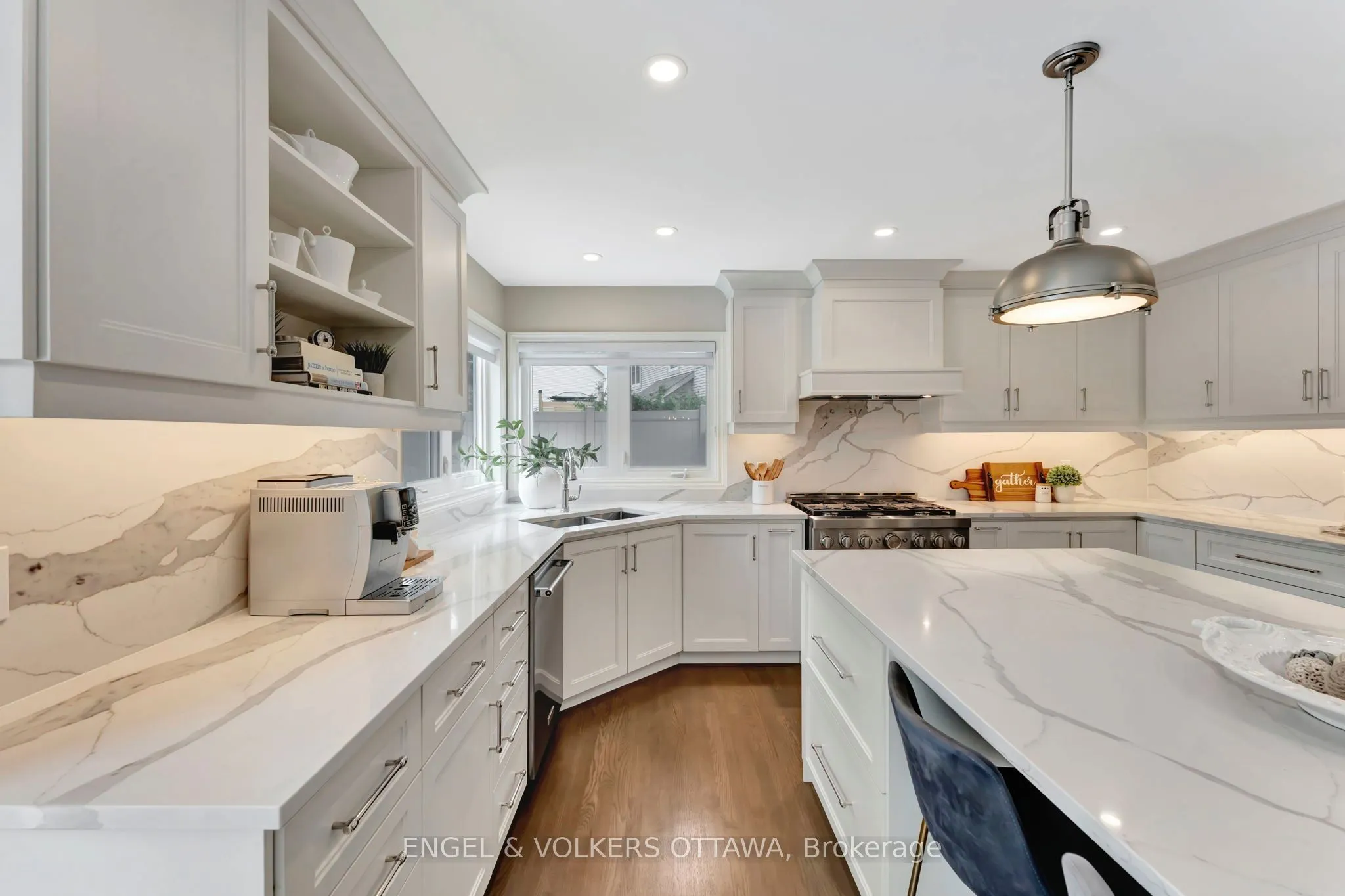 14 Belton Avenue E