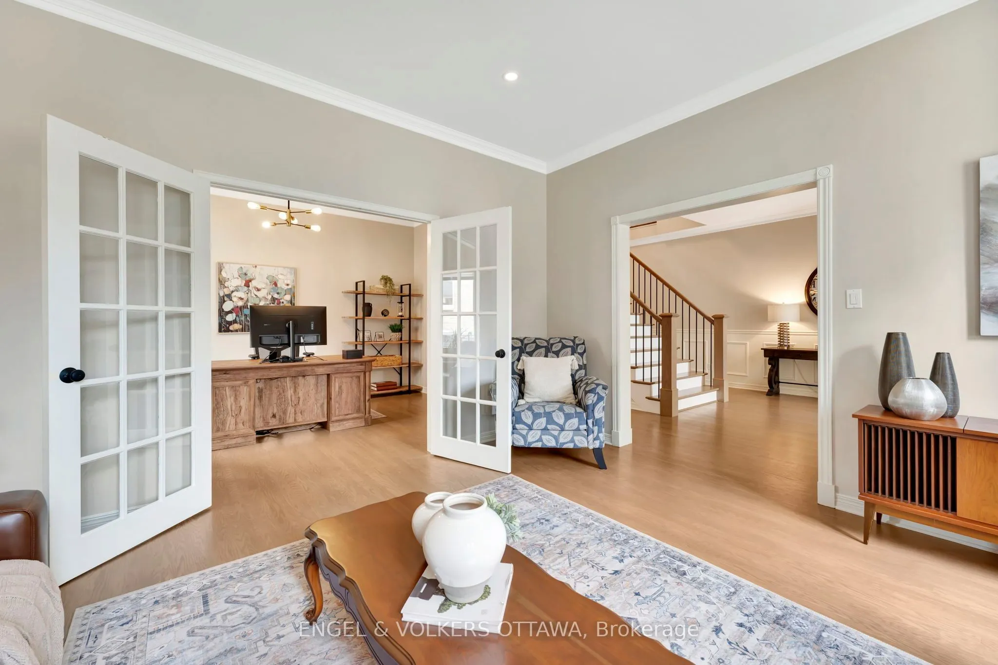 14 Belton Avenue E