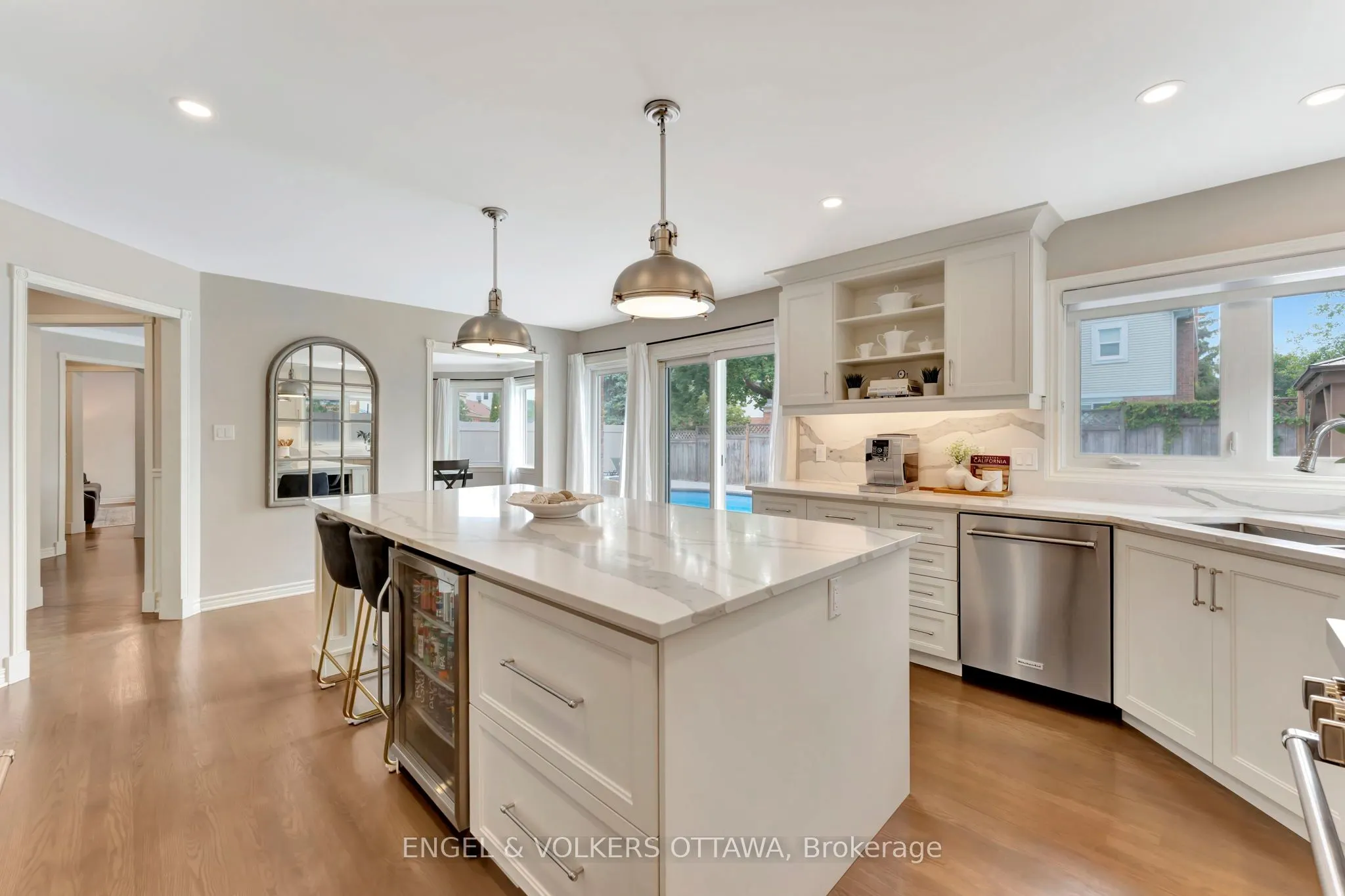 14 Belton Avenue E