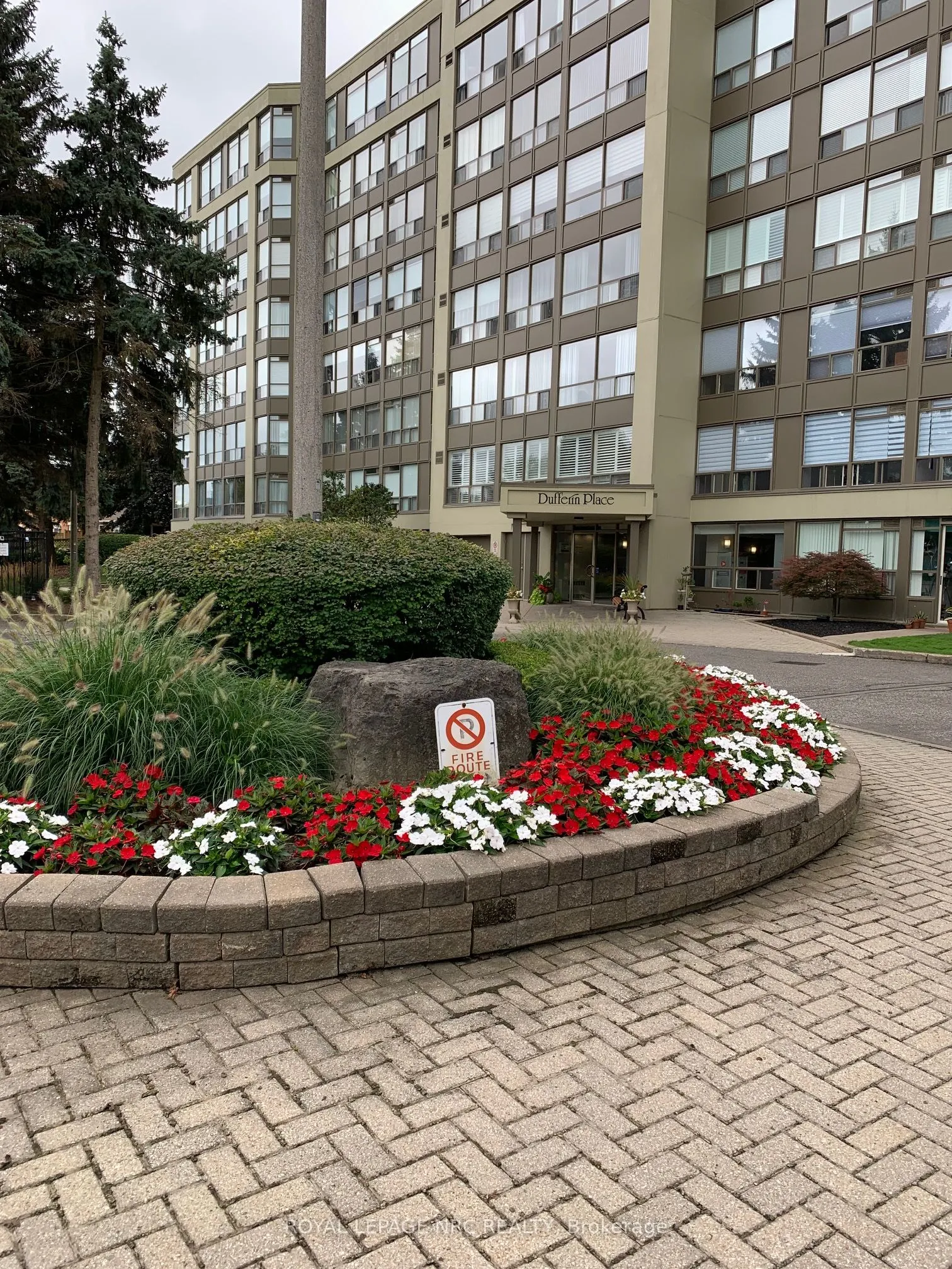 5100 Dorchester Road, #304