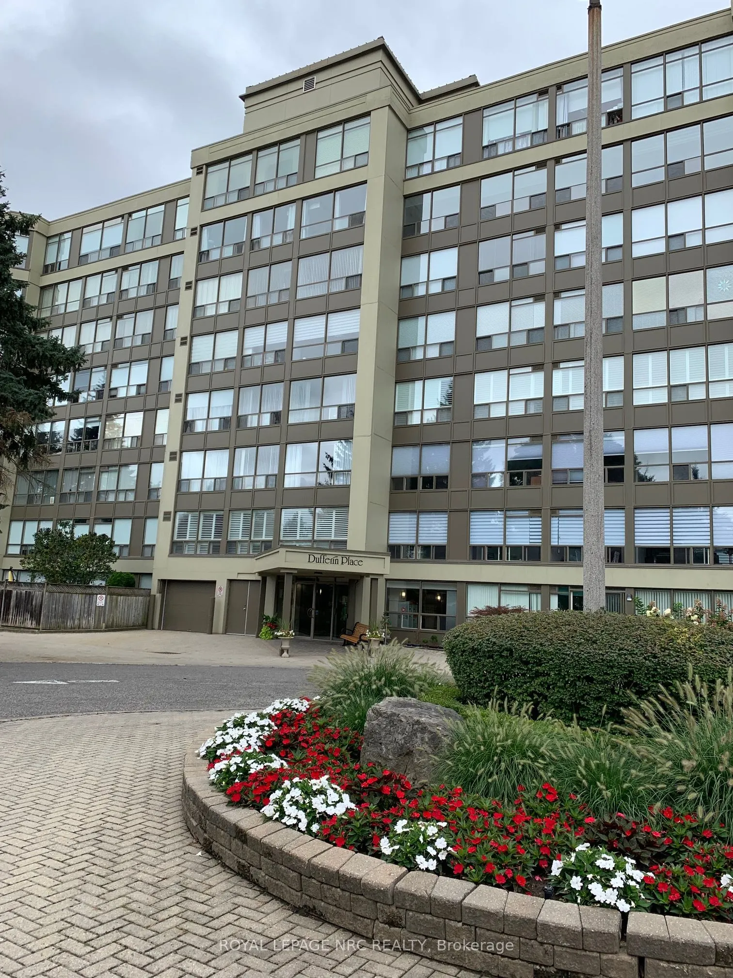 5100 Dorchester Road, #304
