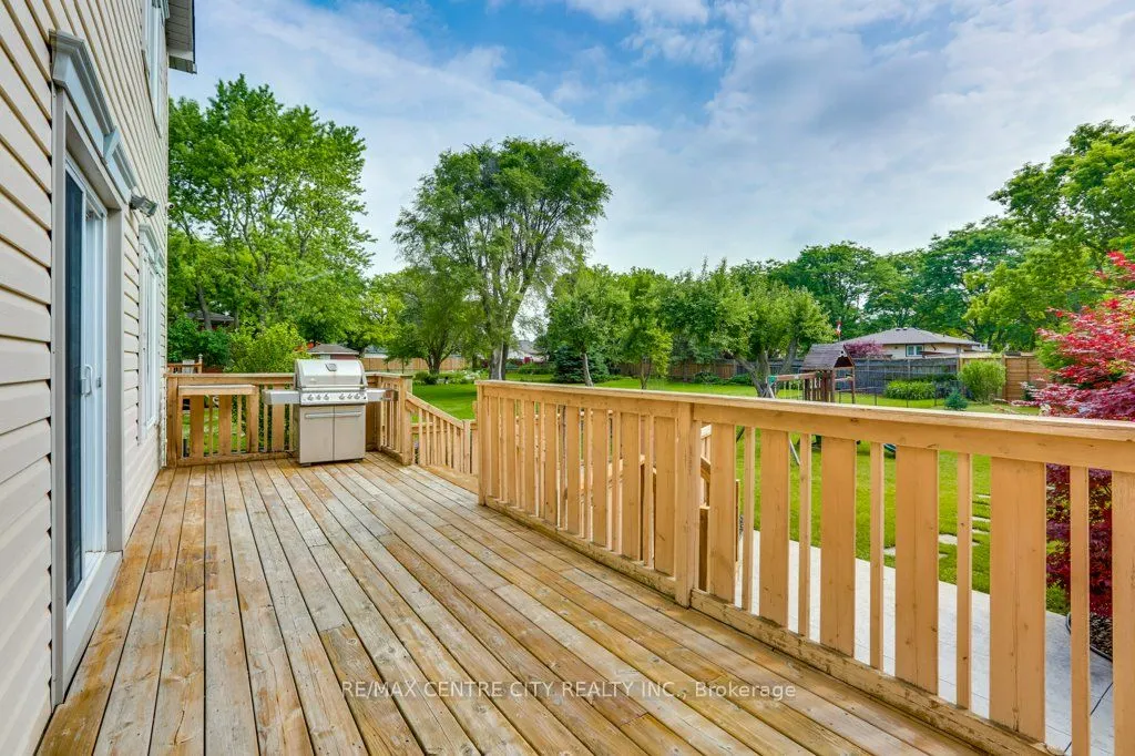 1018 Willow Drive