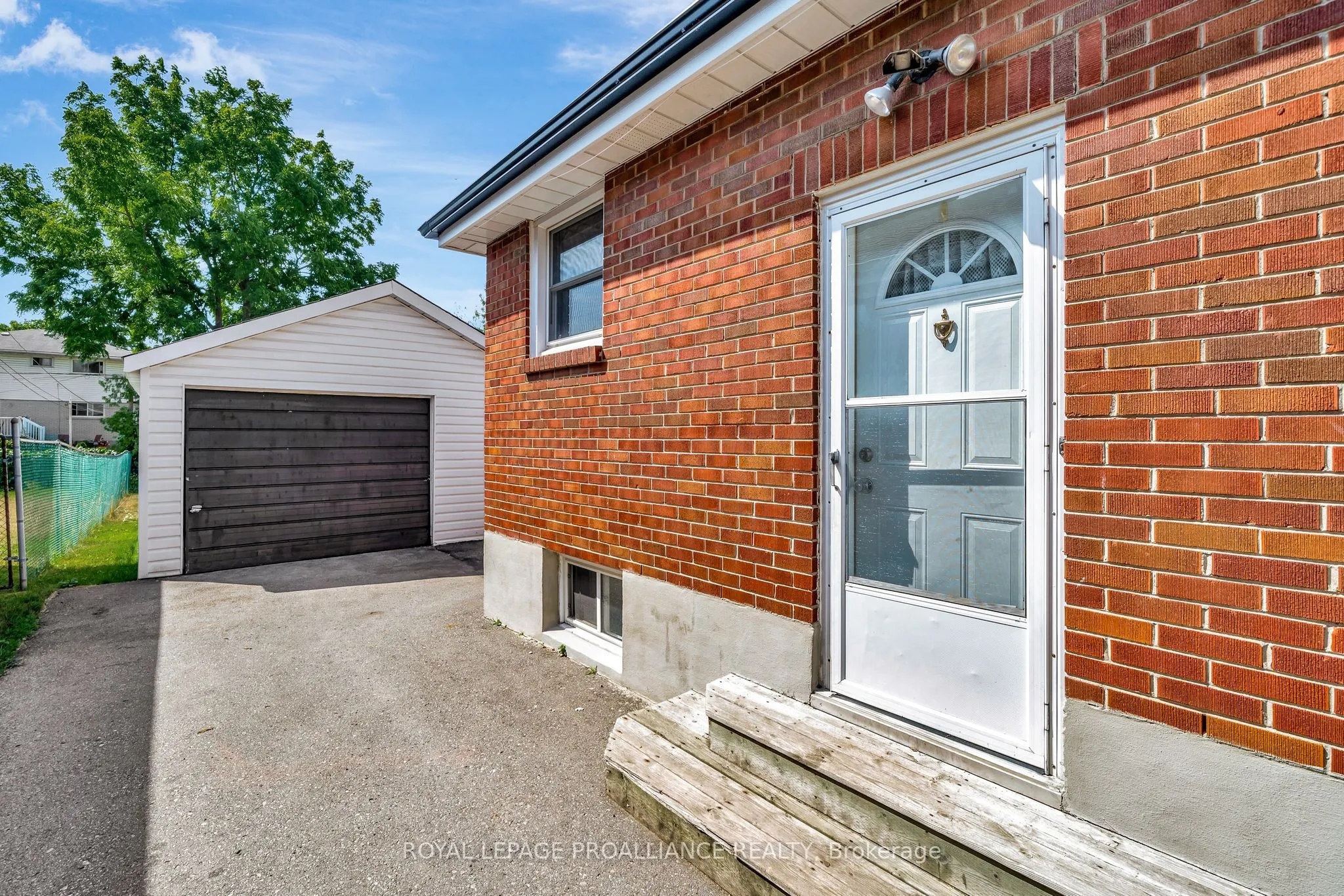 91 Southview Avenue