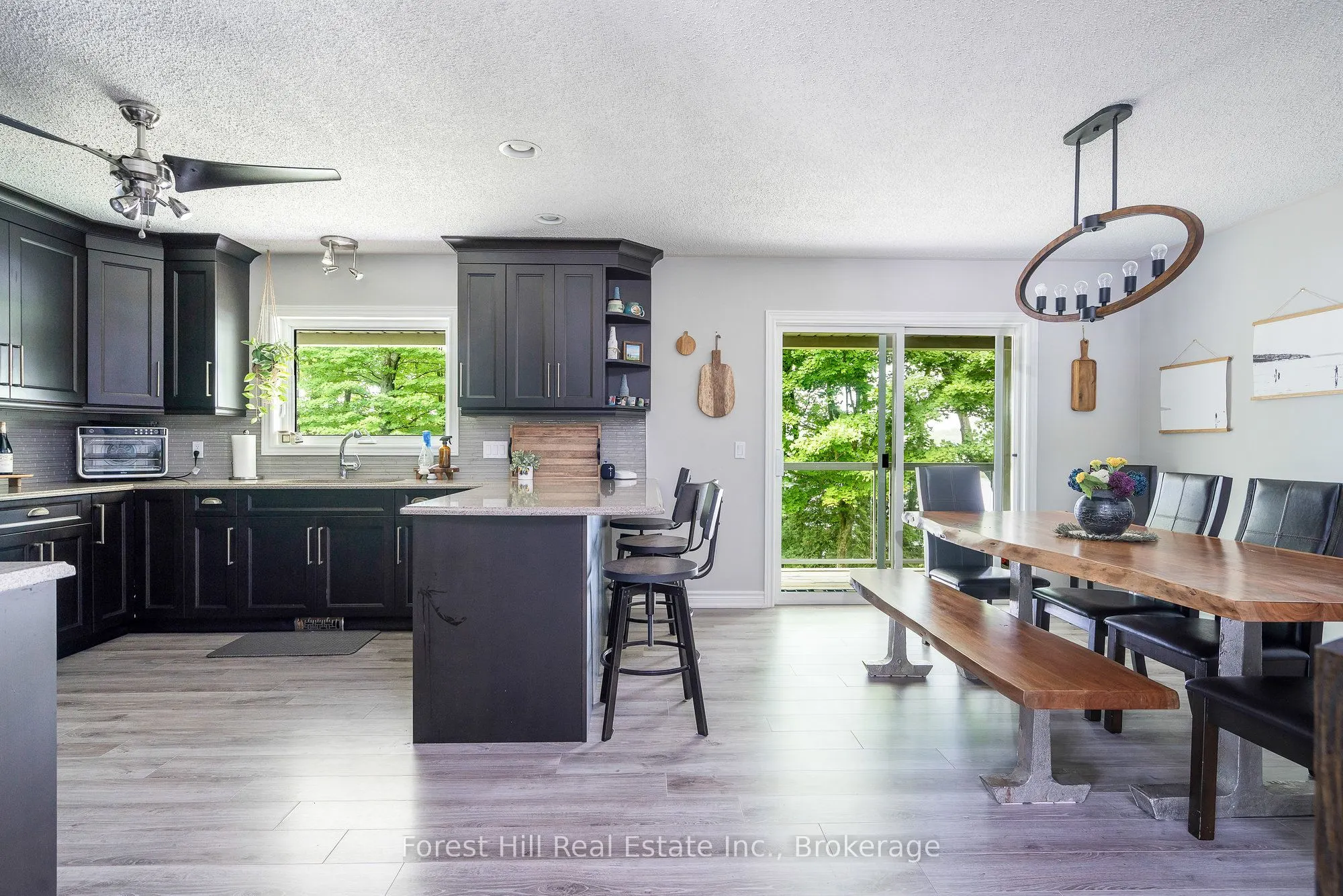 227 Peters Crescent