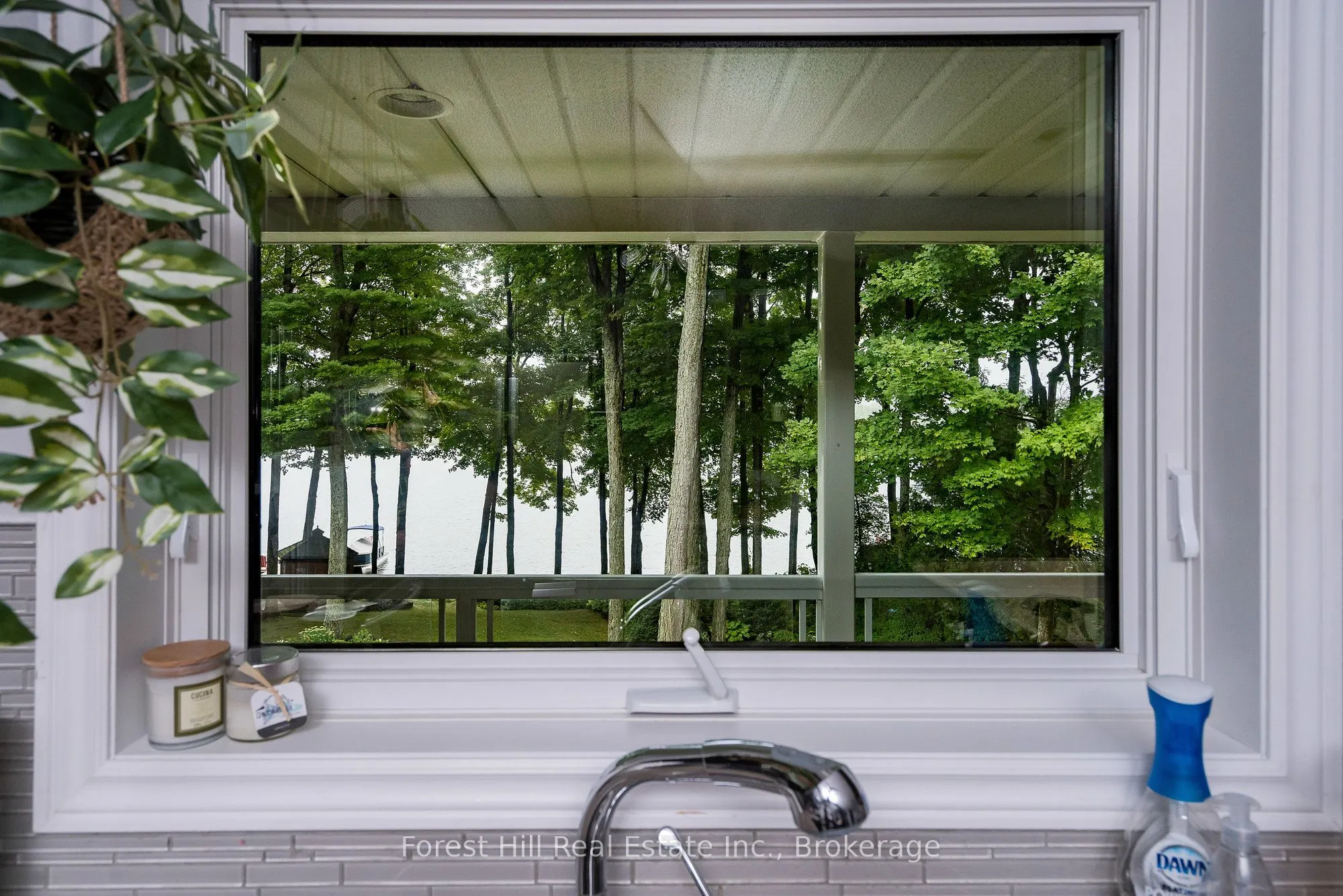 227 Peters Crescent