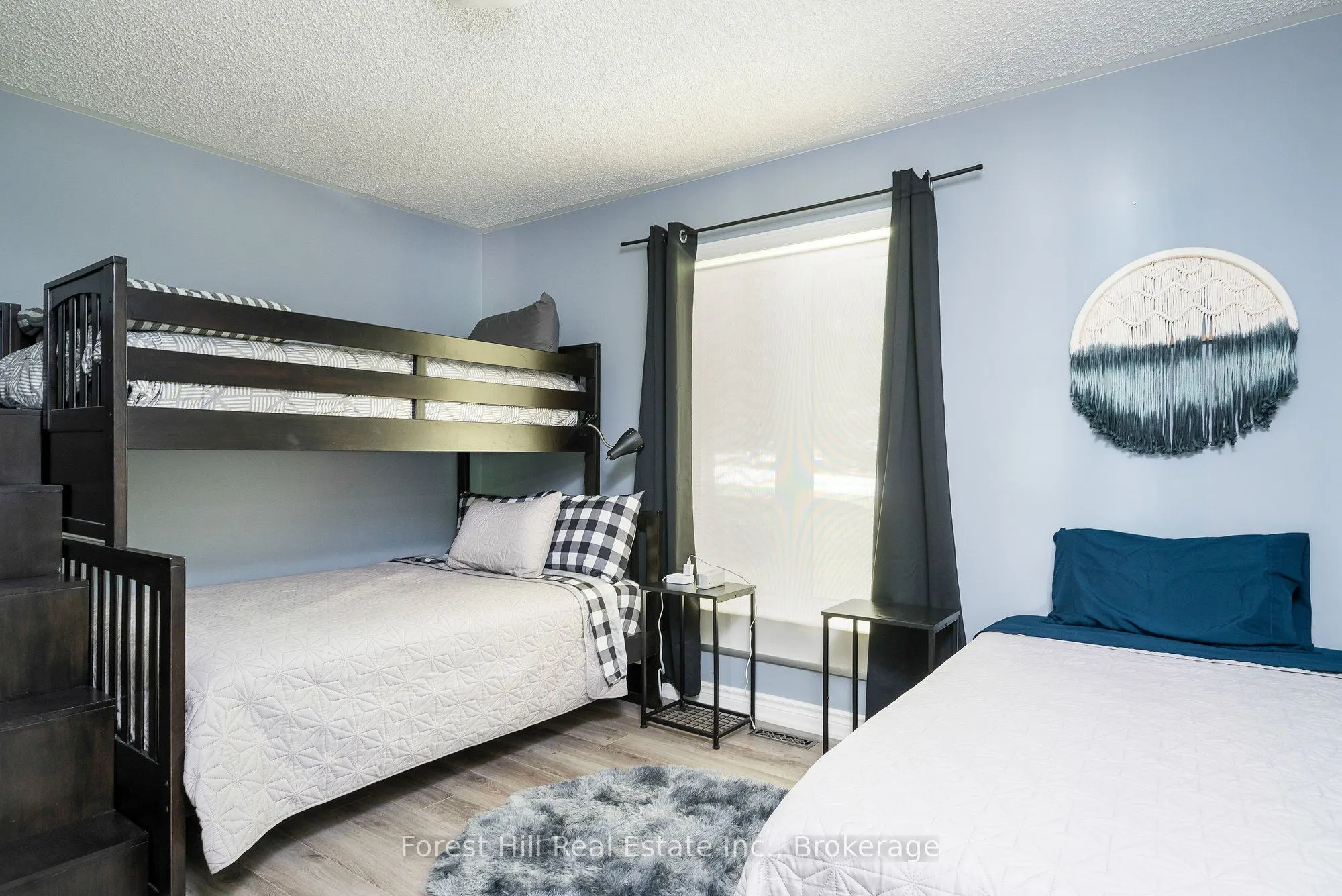 227 Peters Crescent