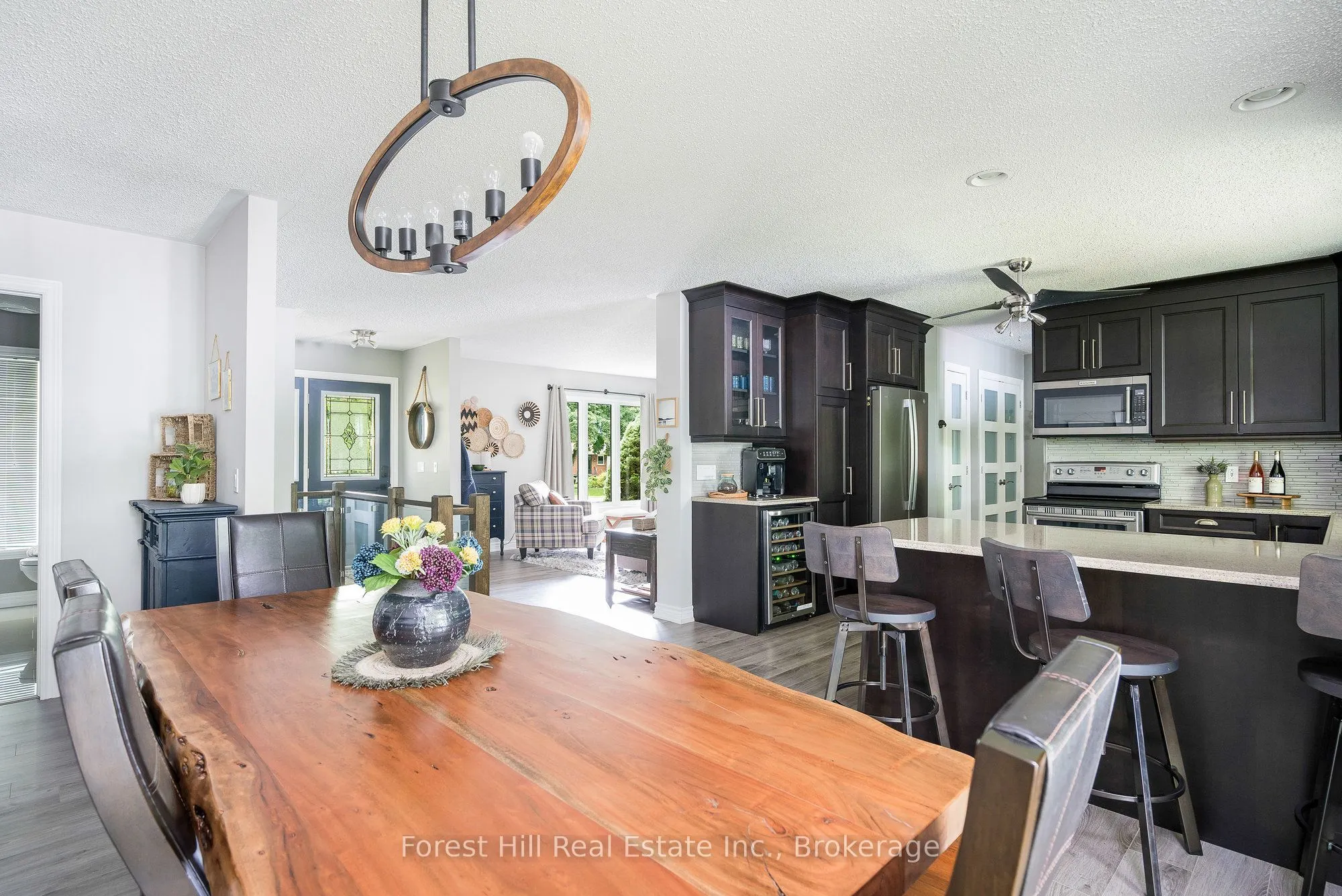 227 Peters Crescent