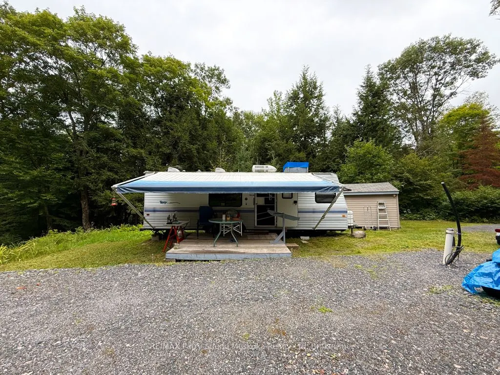 335 Centre Road