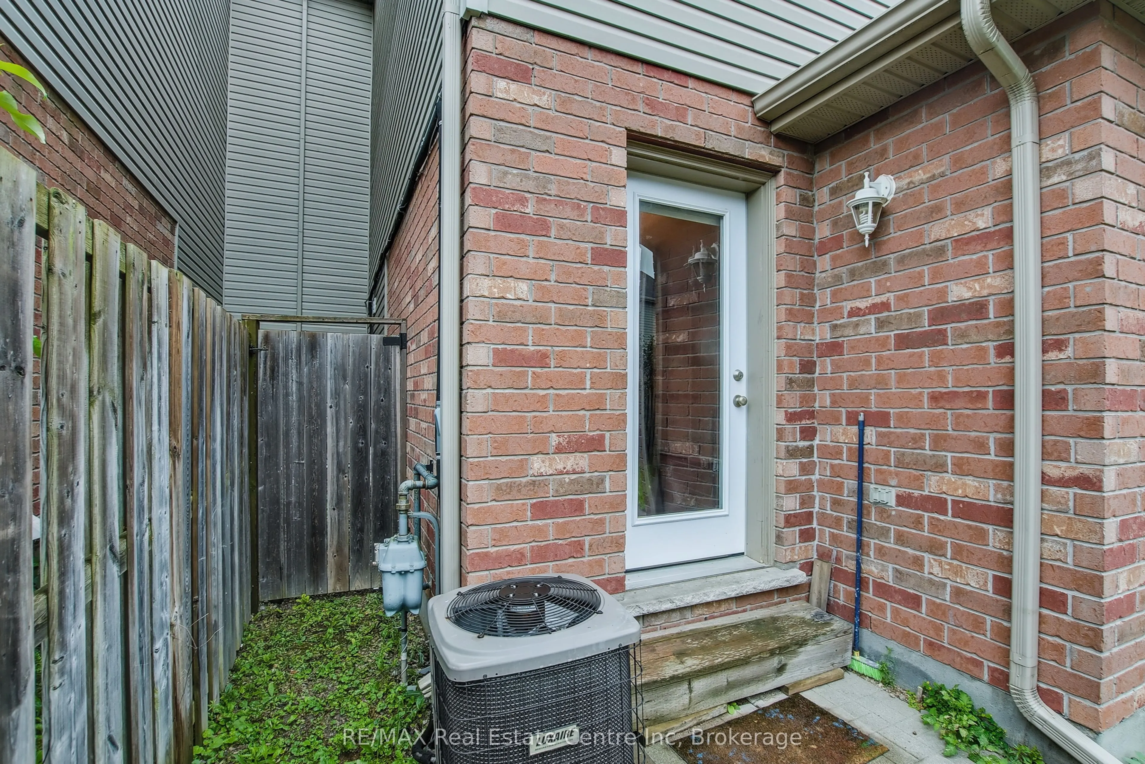 35 Revell Drive