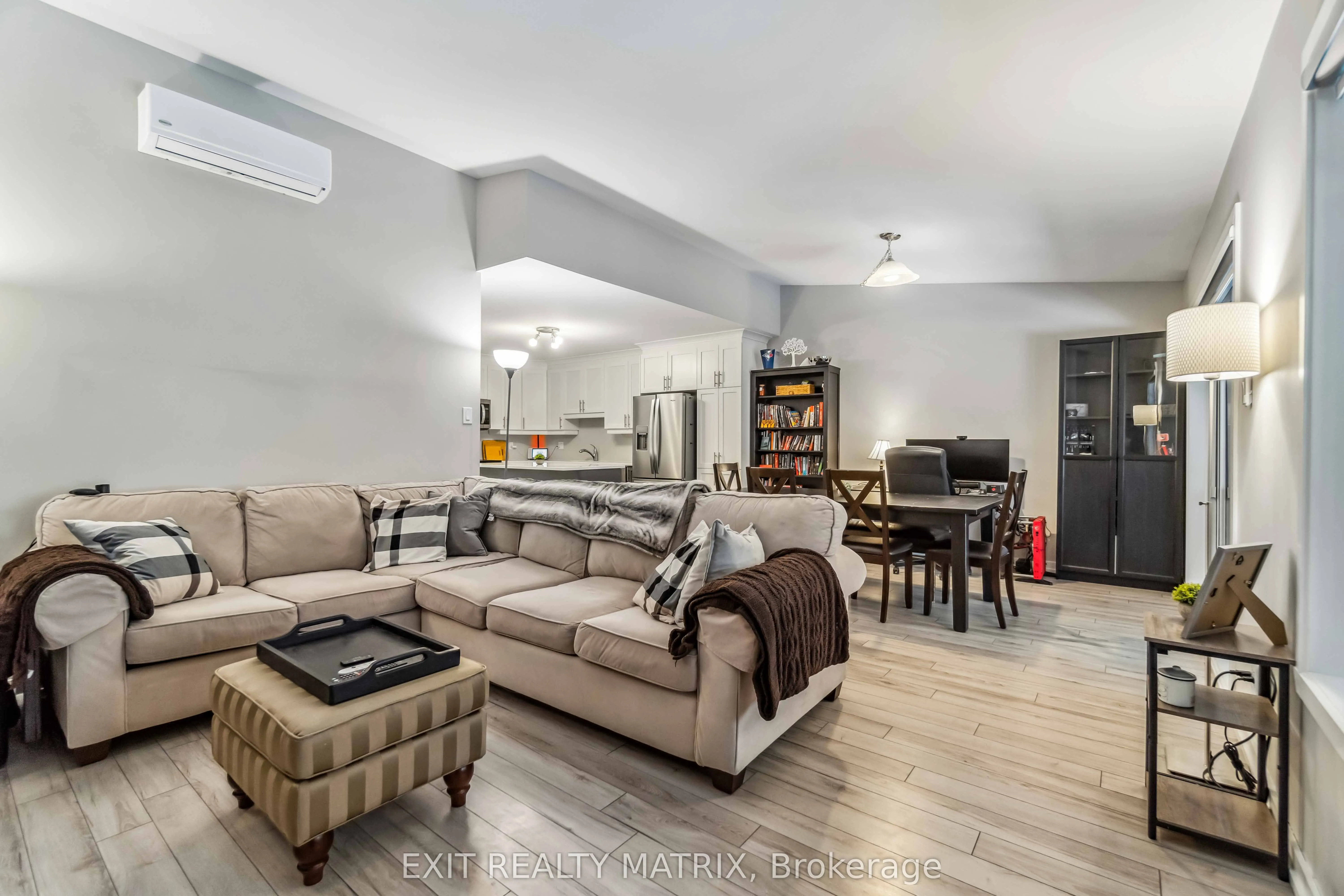 99 St Moritz Trail, #410