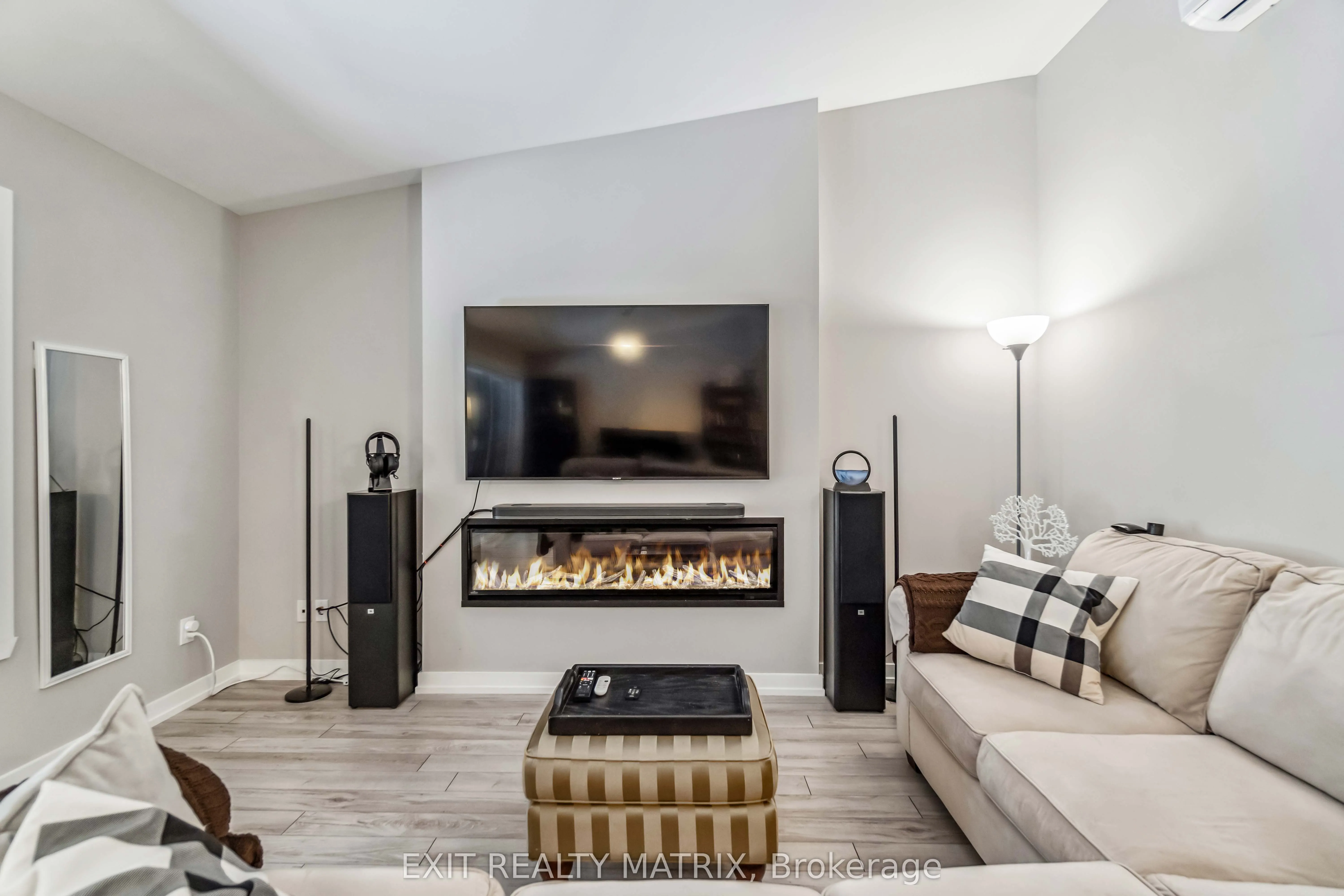 99 St Moritz Trail, #410