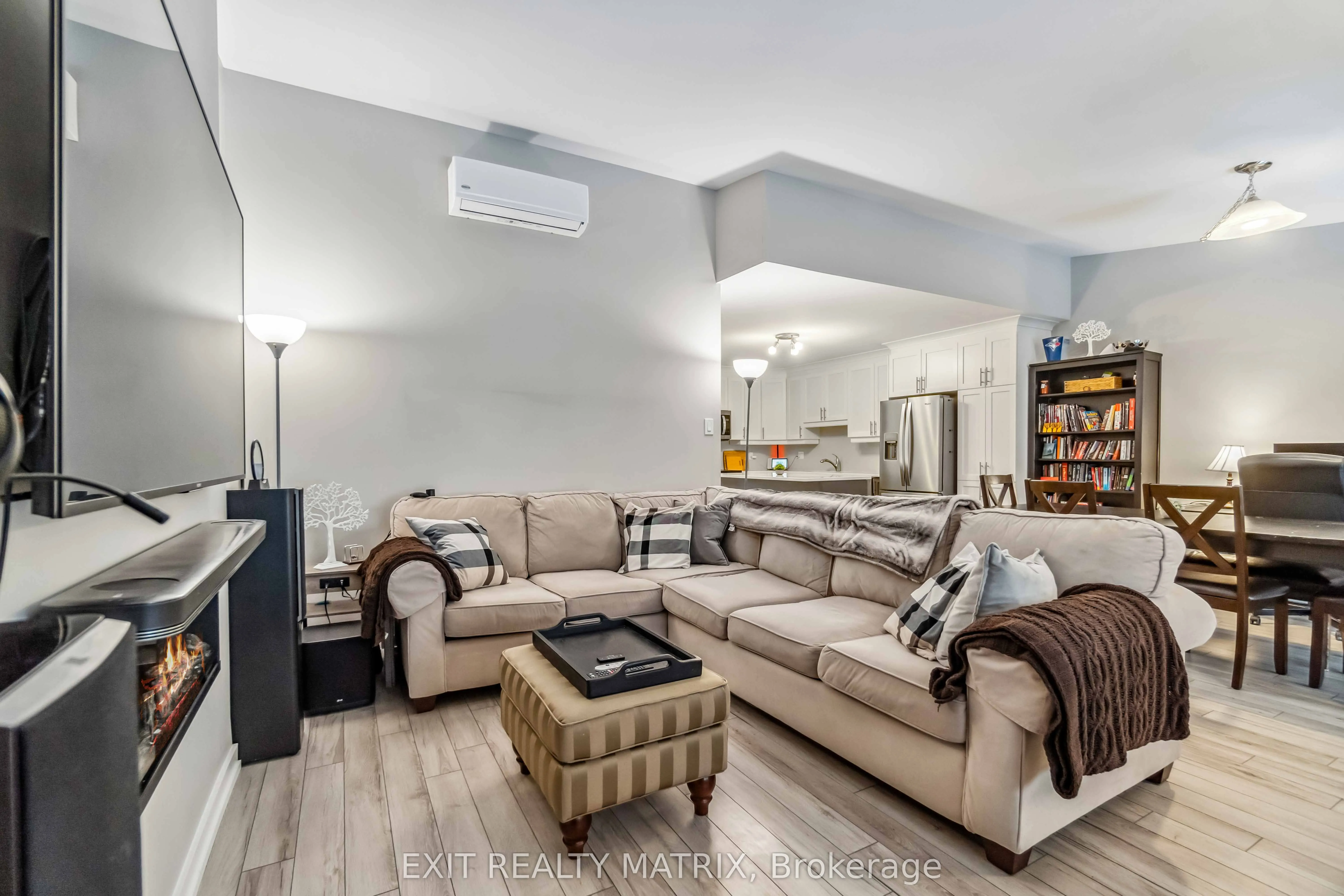 99 St Moritz Trail, #410