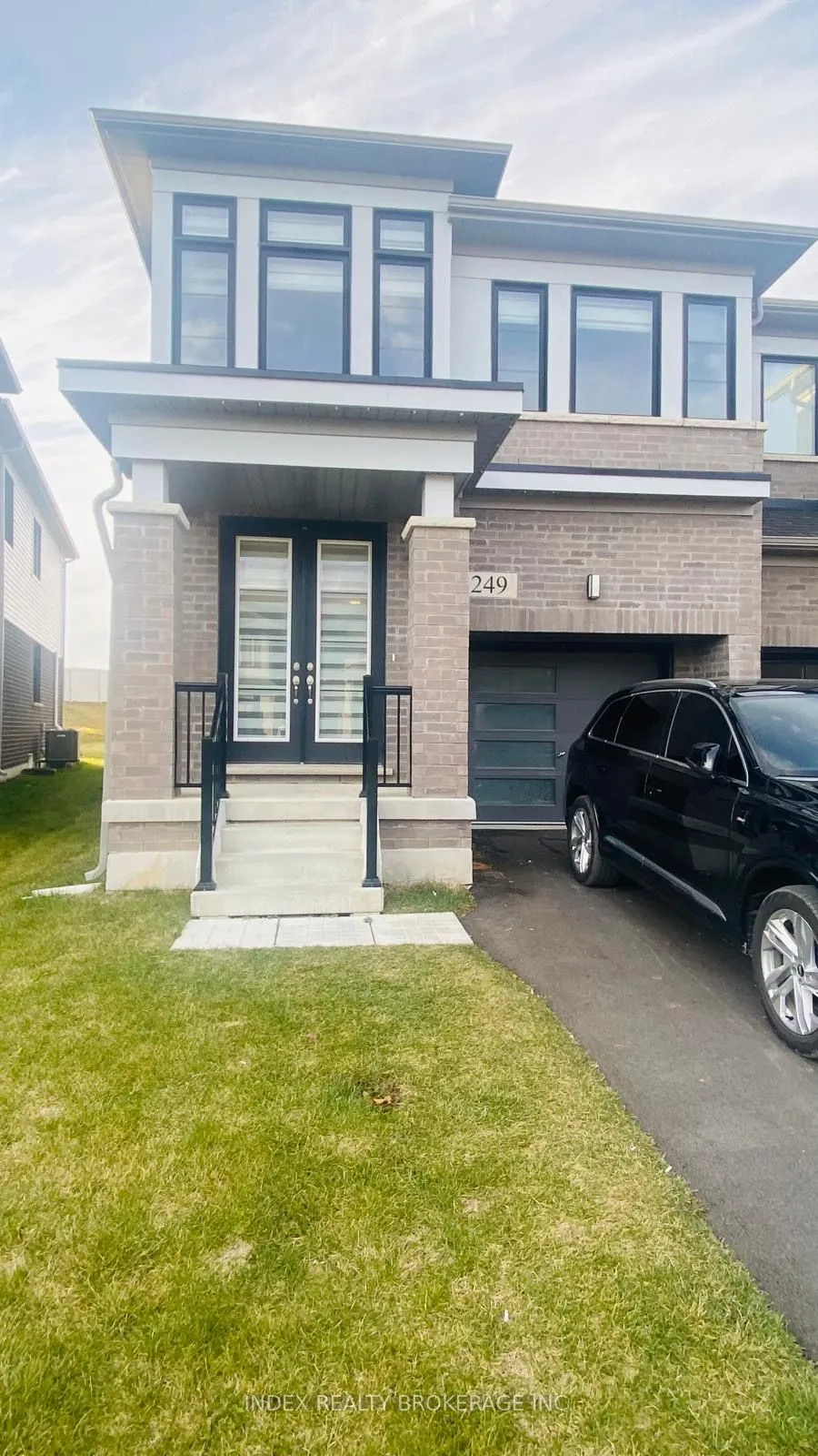 249 Rosebury Way