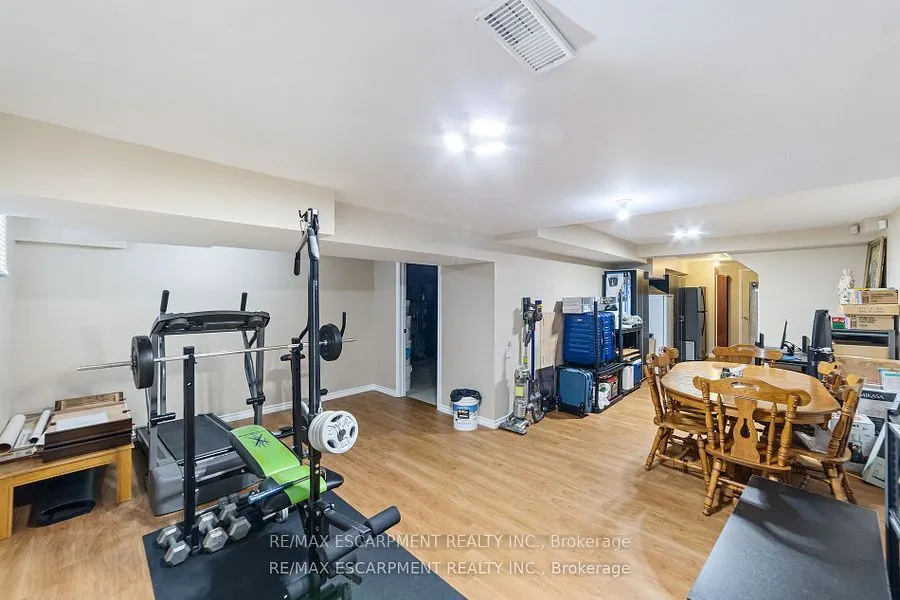 82 Griffith Drive