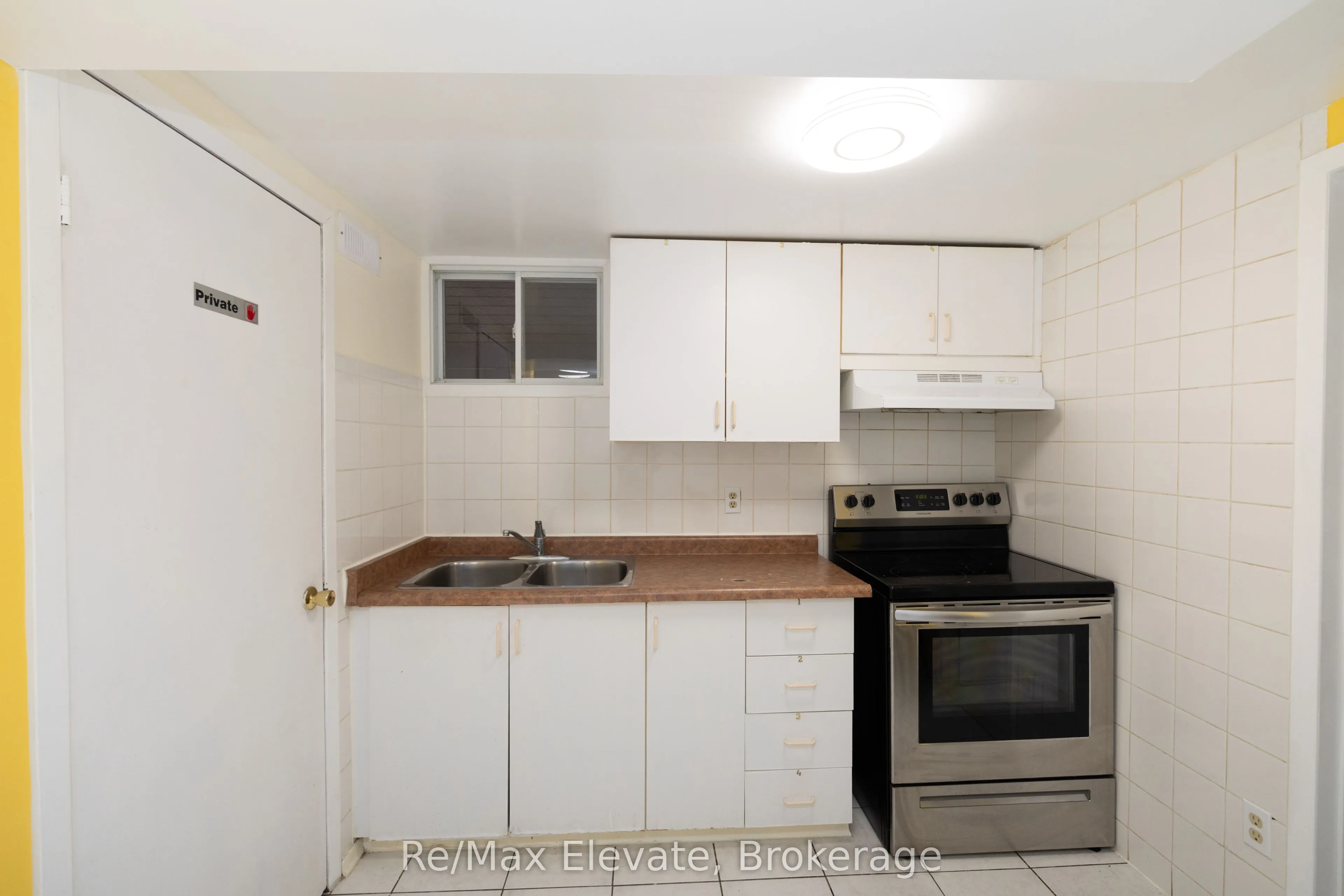 83 Ward Avenue