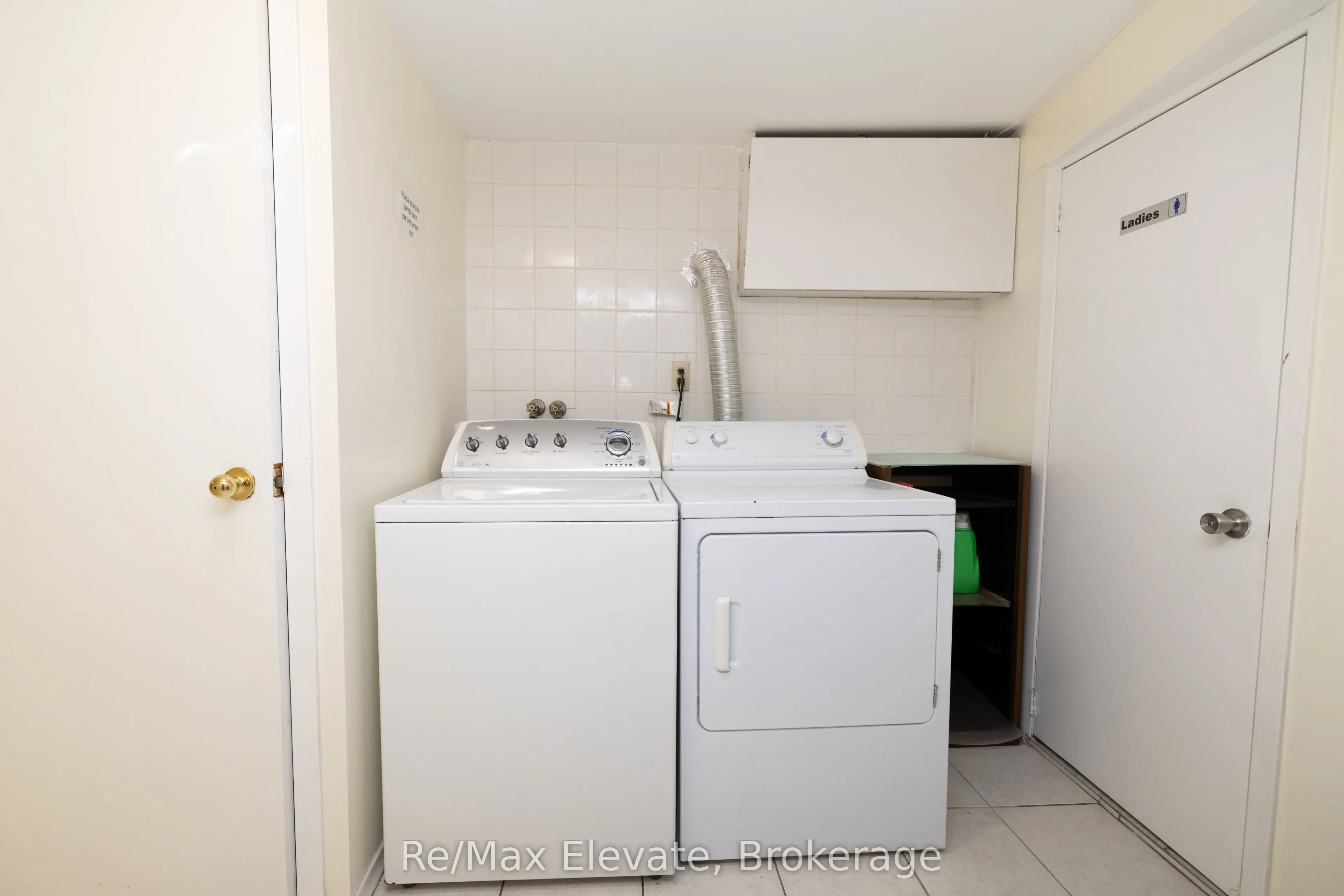 83 Ward Avenue