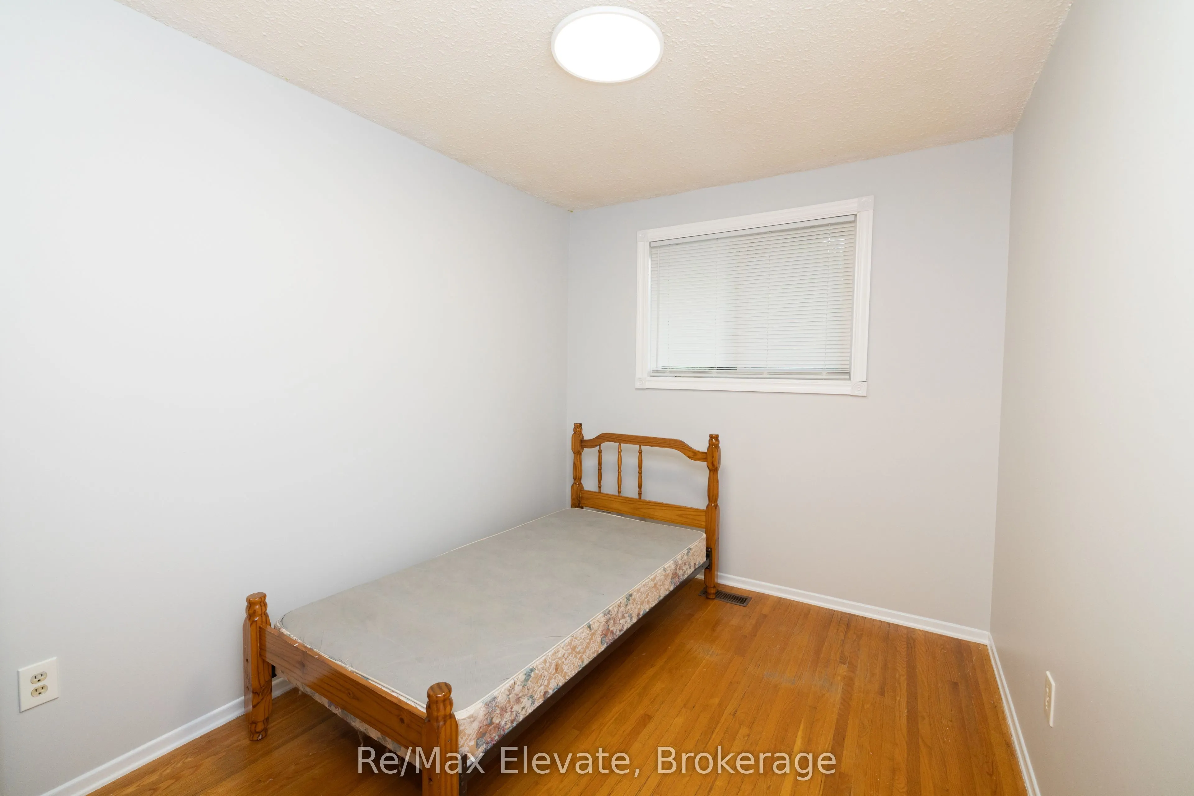 83 Ward Avenue