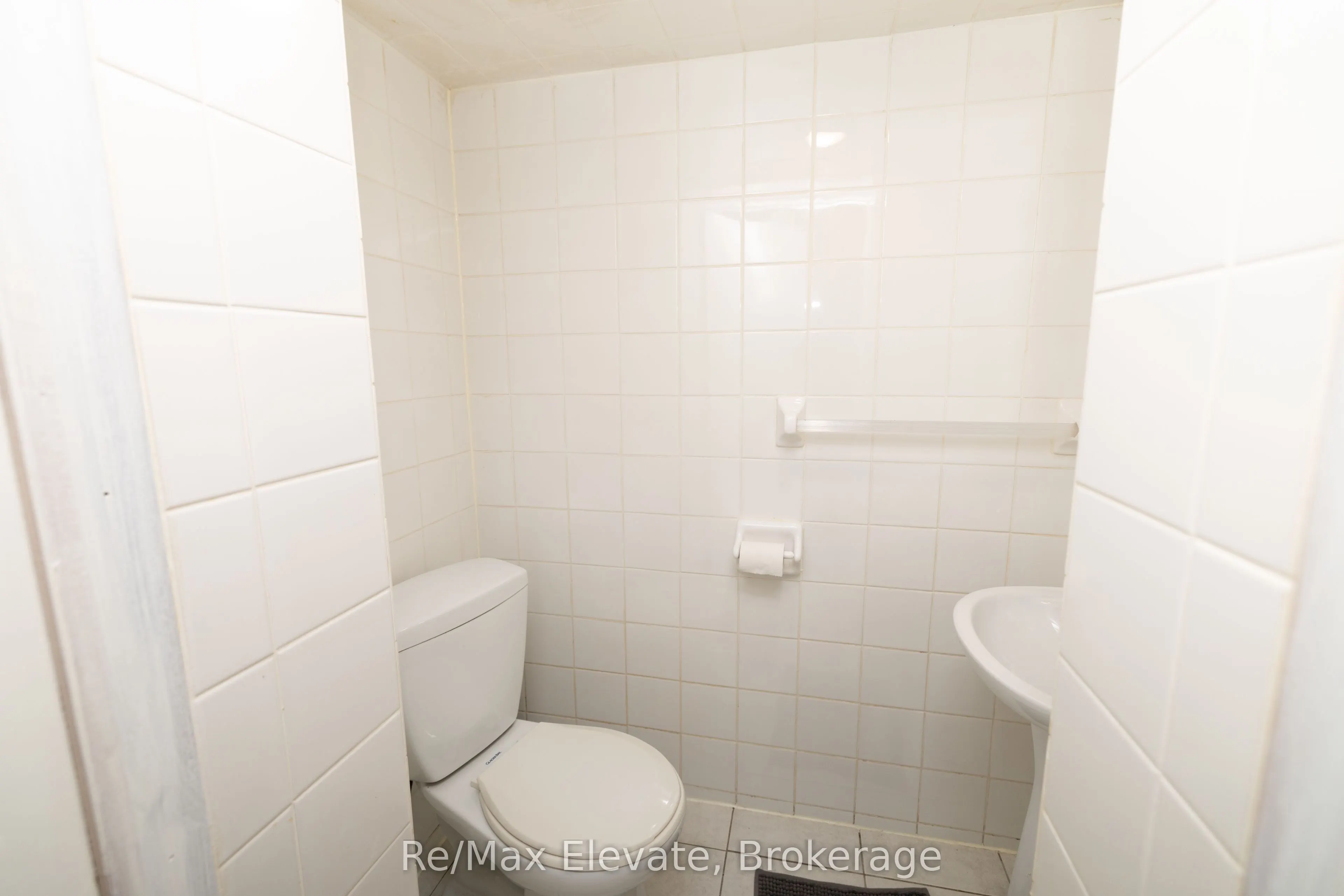 83 Ward Avenue