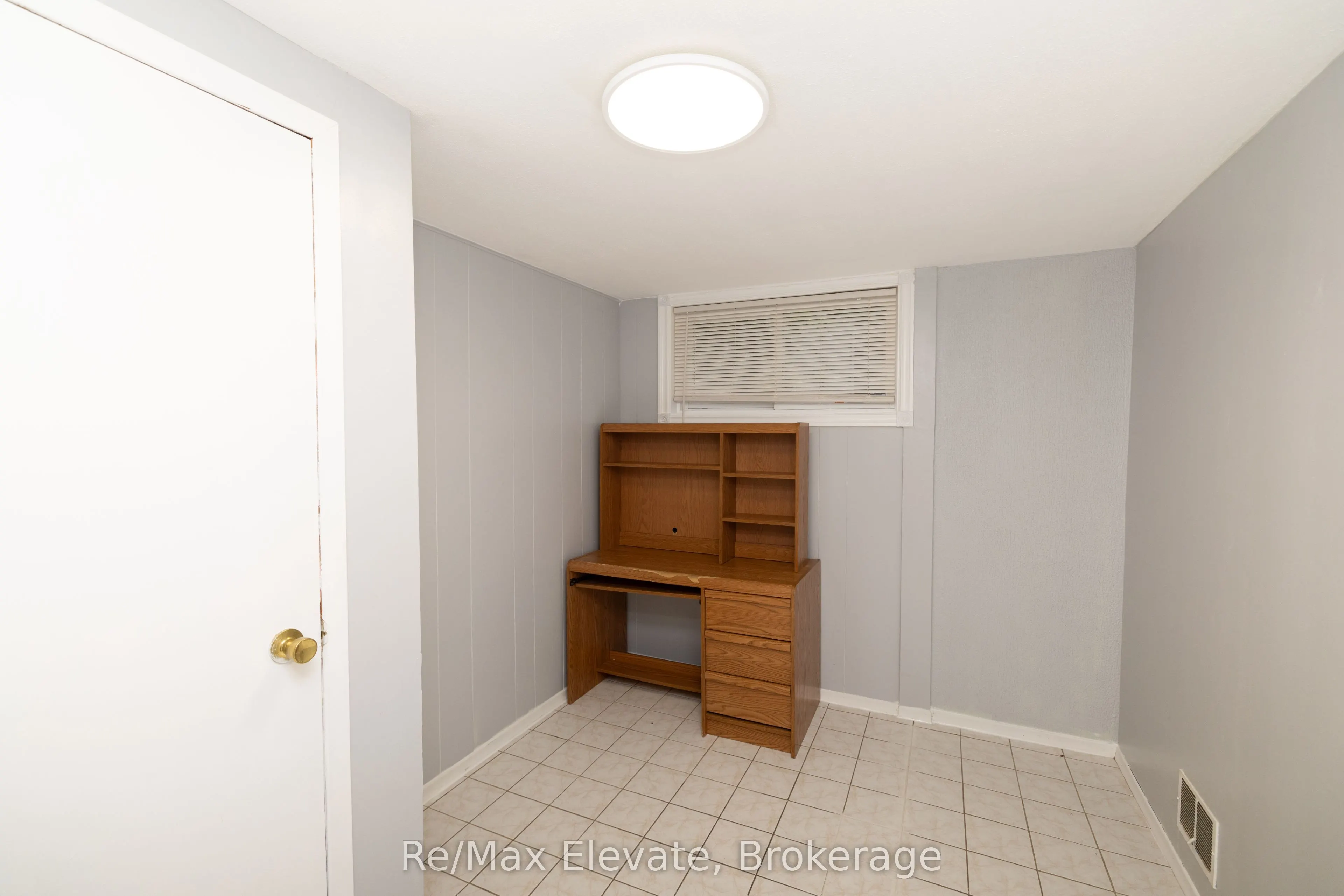 83 Ward Avenue