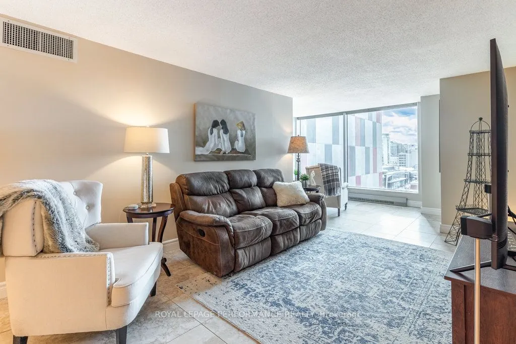 160 George Street, #1401