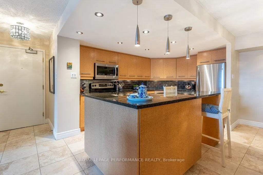 160 George Street, #1401