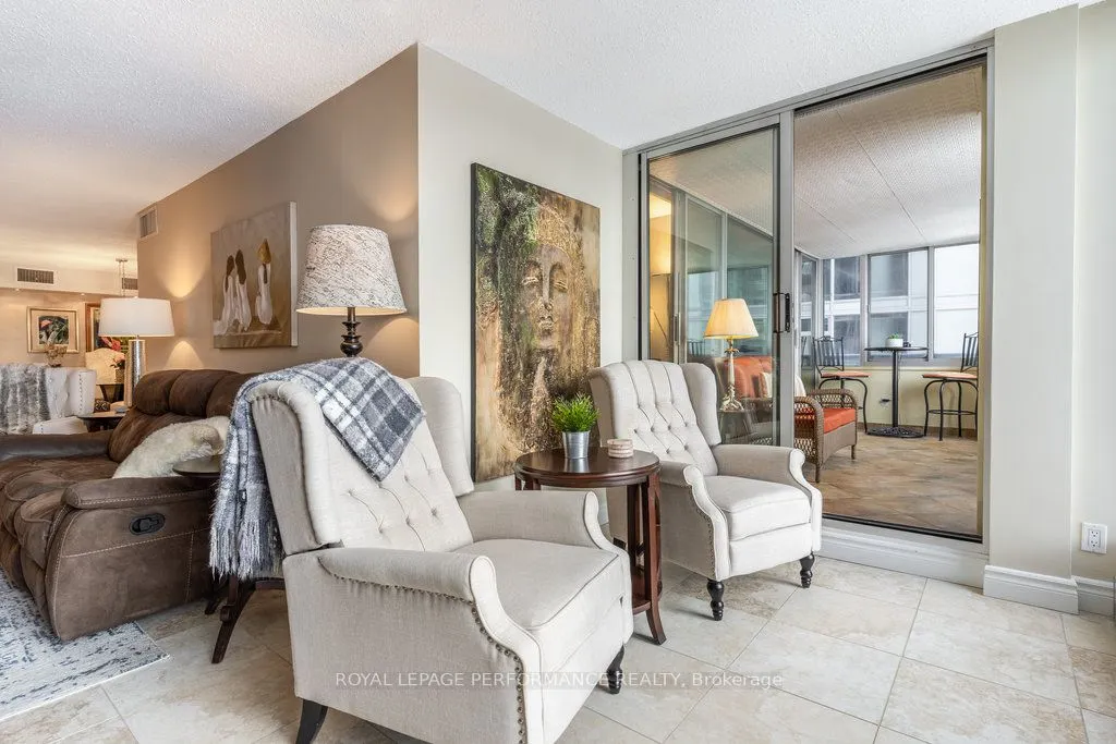 160 George Street, #1401