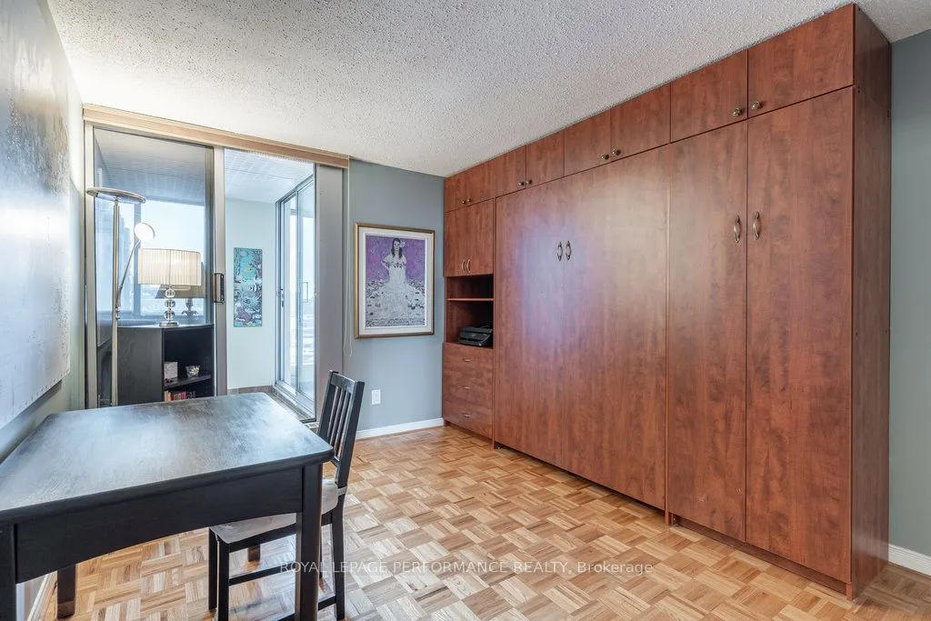 160 George Street, #1401
