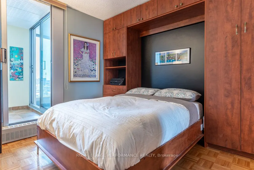 160 George Street, #1401