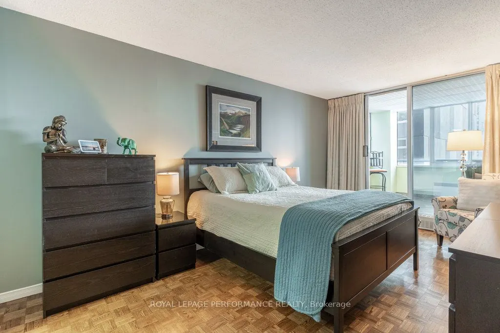 160 George Street, #1401