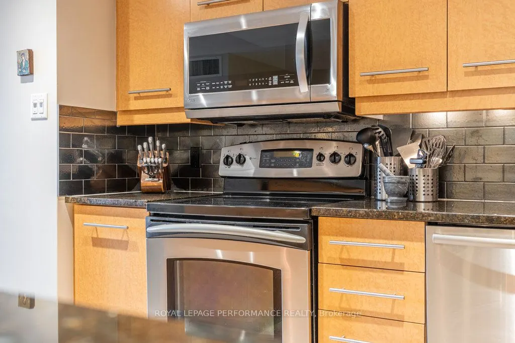 160 George Street, #1401