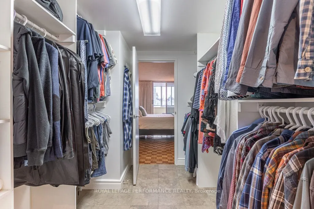 160 George Street, #1401