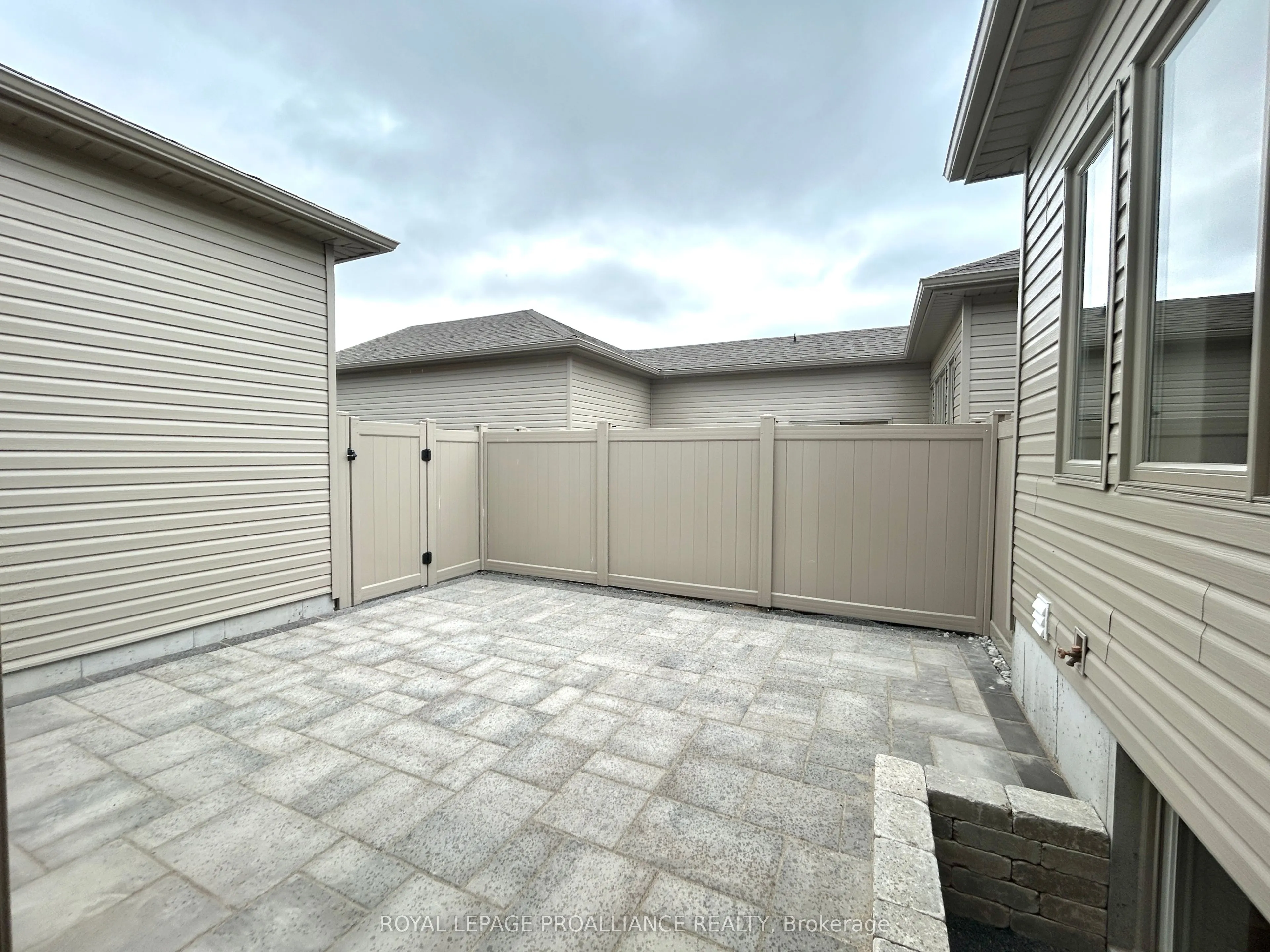 35 Athabaska Drive