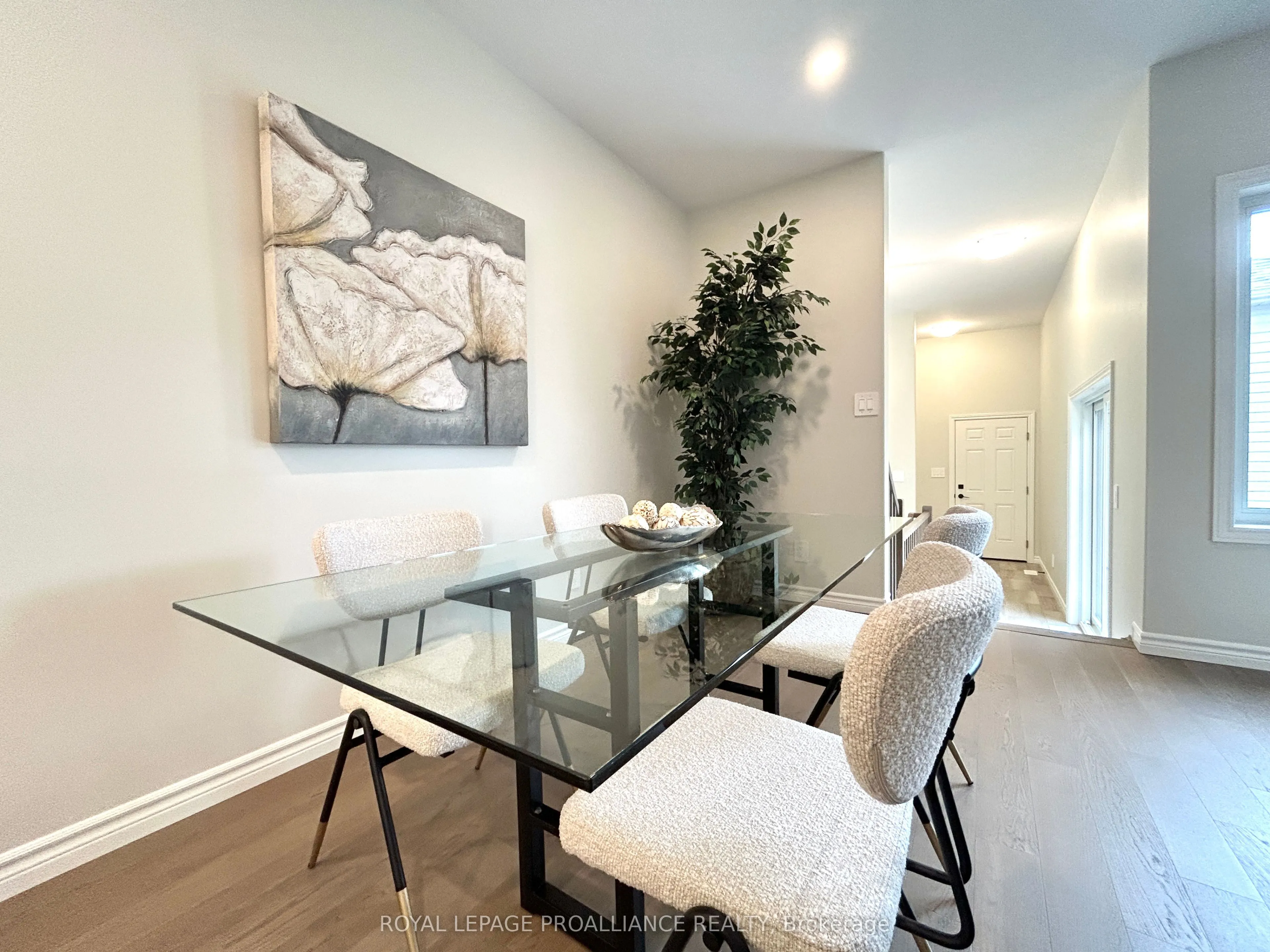 35 Athabaska Drive