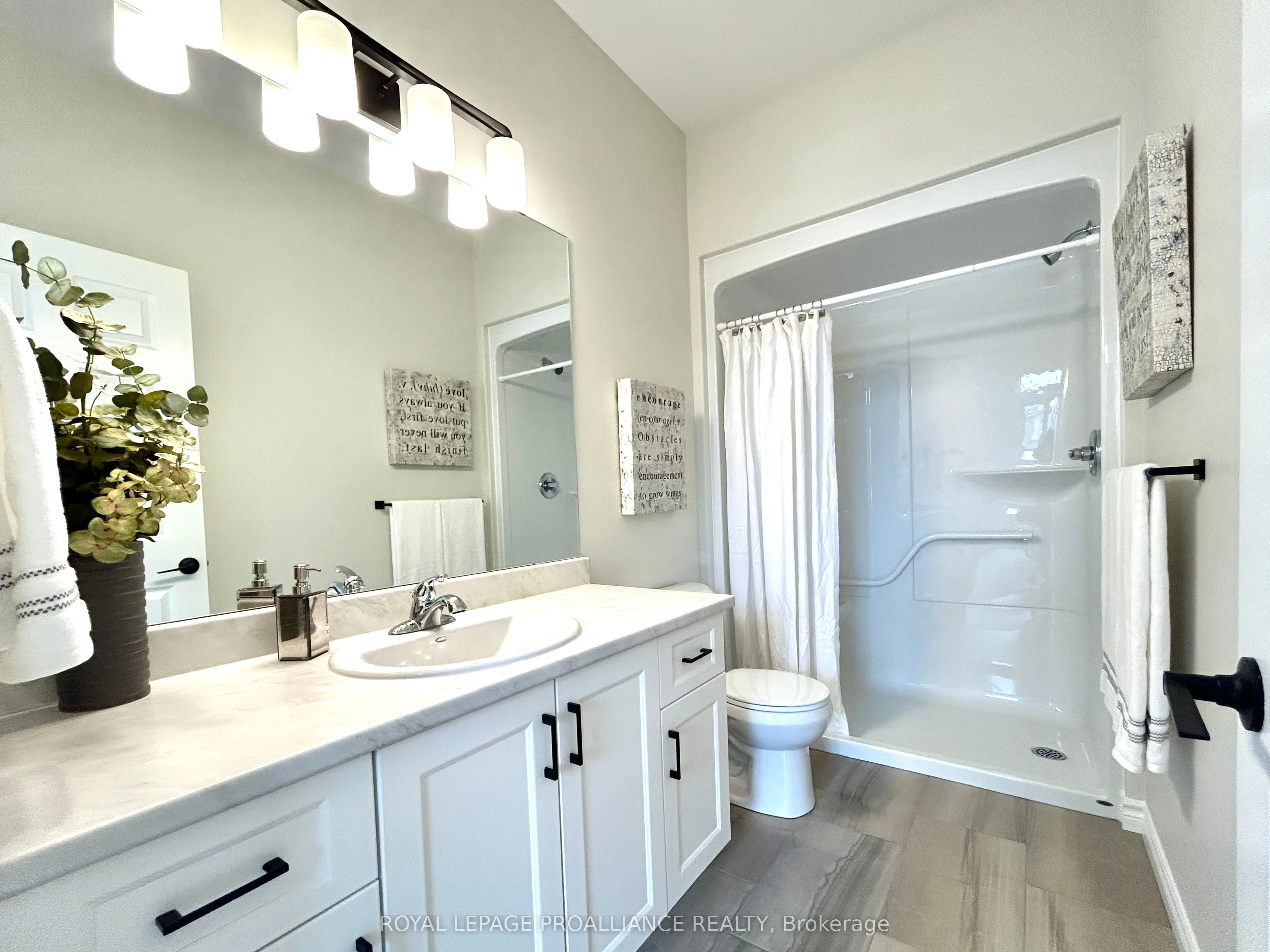 35 Athabaska Drive