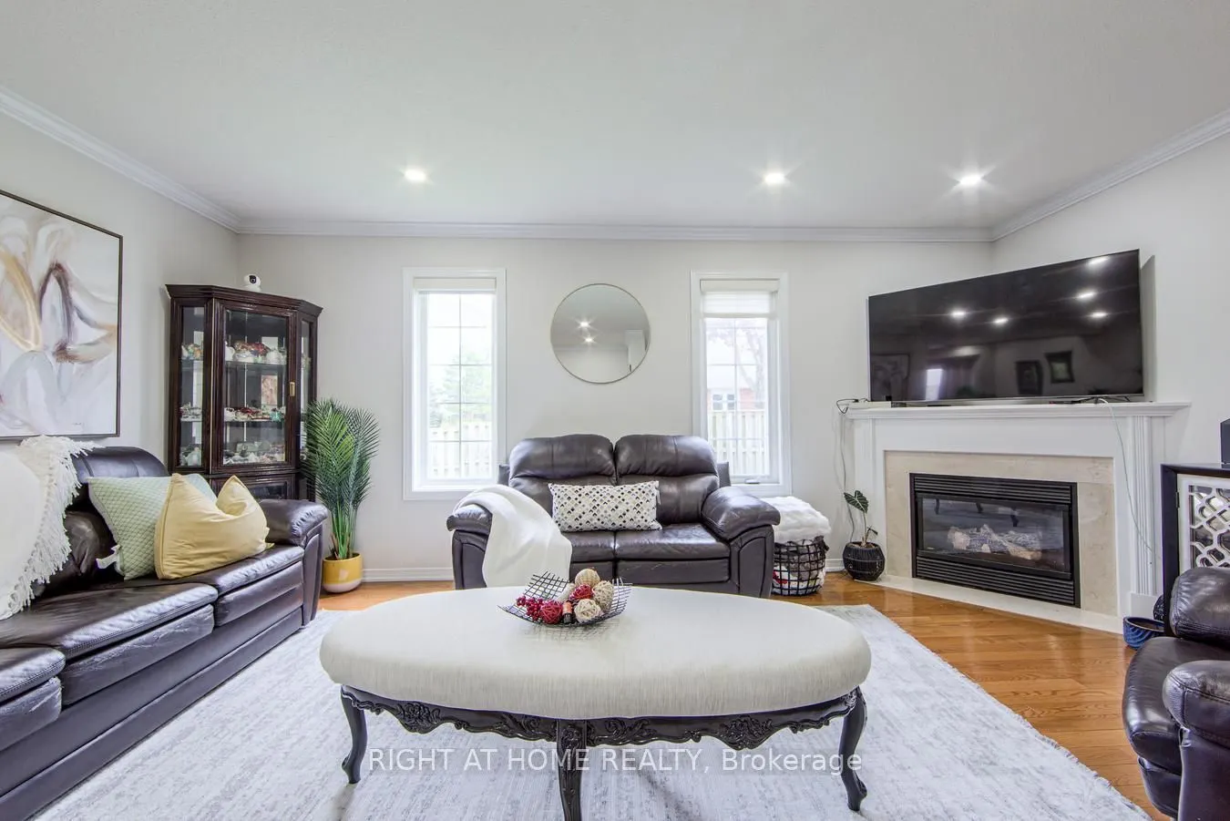 7 Southside Place, #27