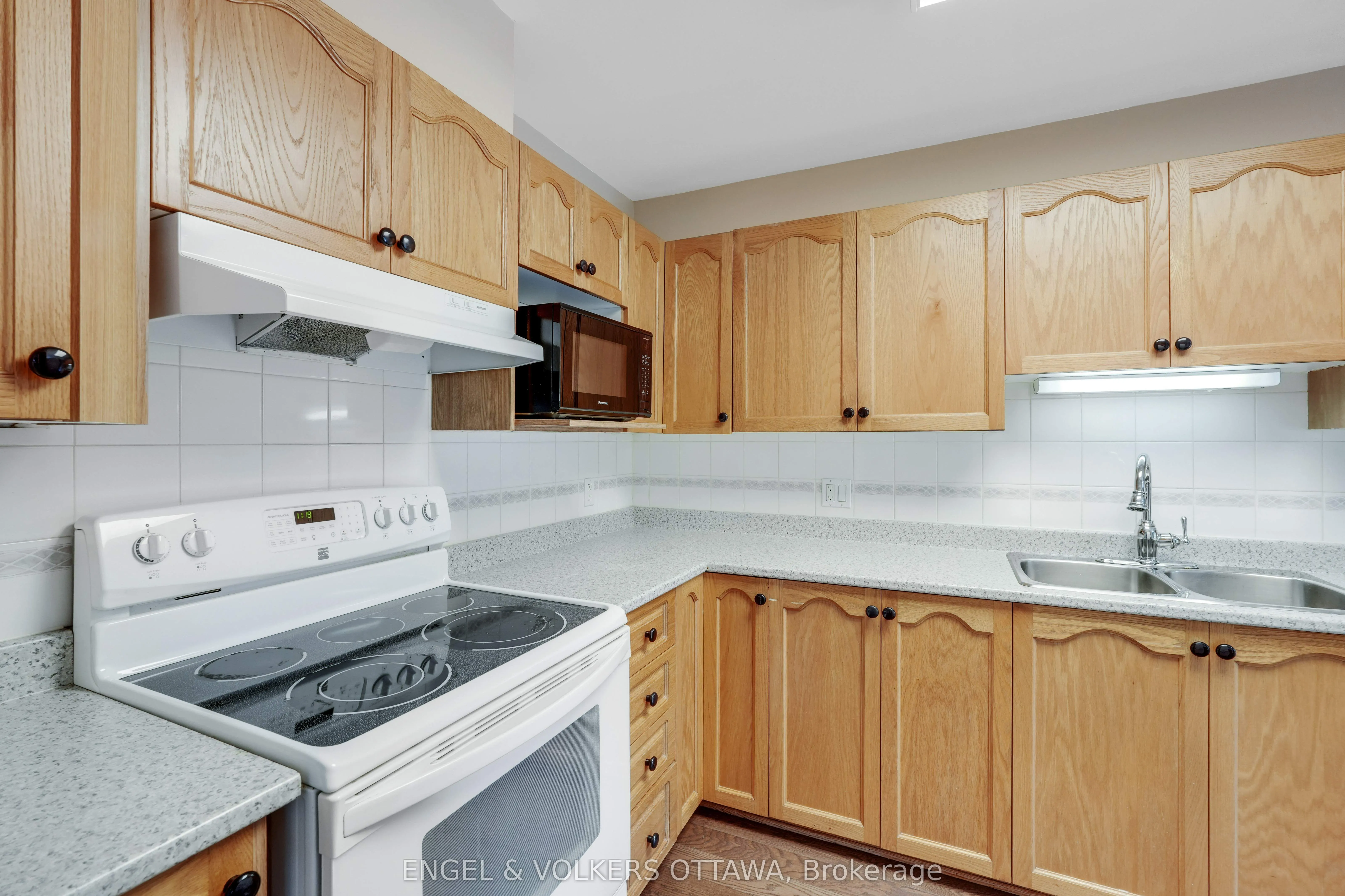 551 Wild Shore Crescent