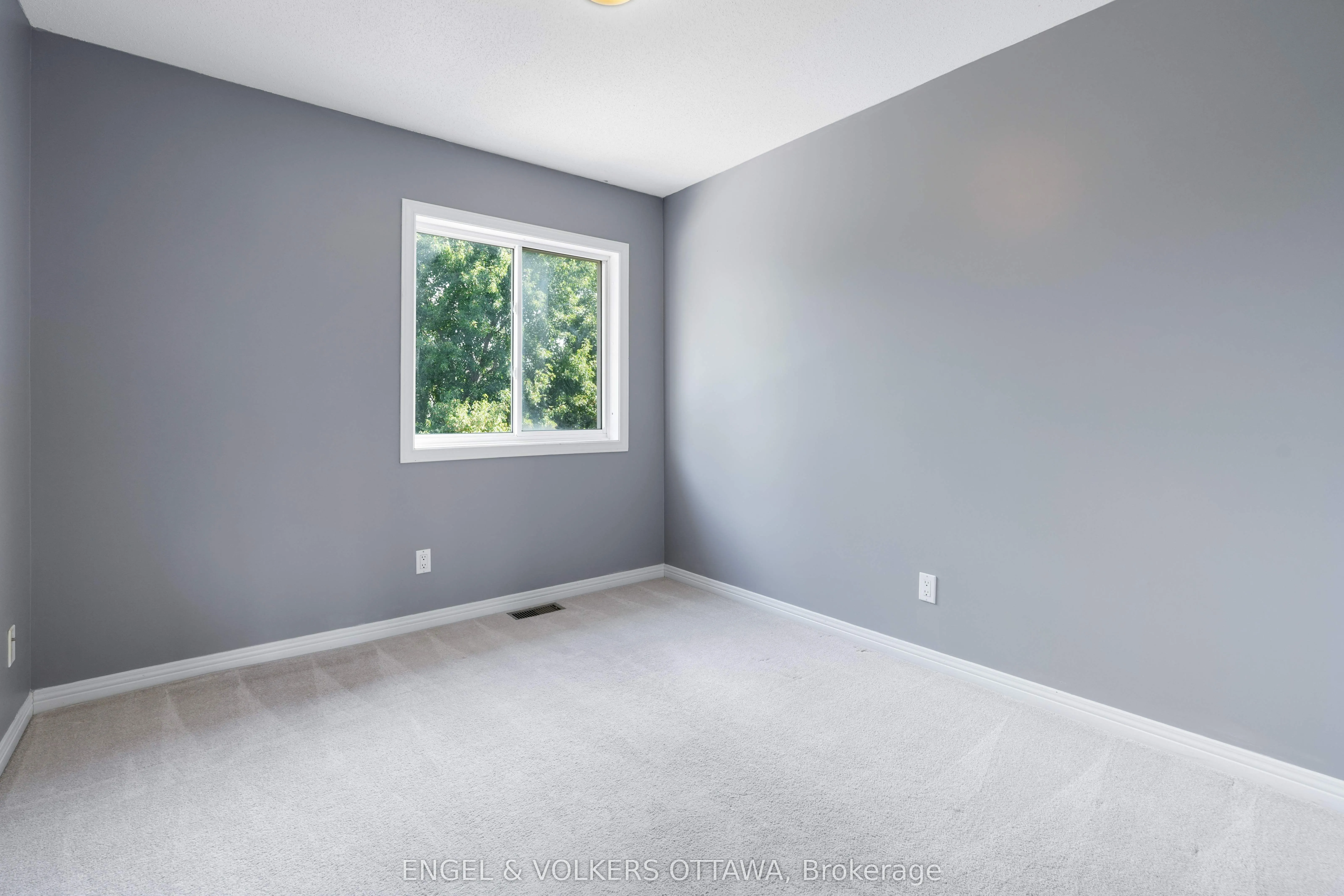 551 Wild Shore Crescent