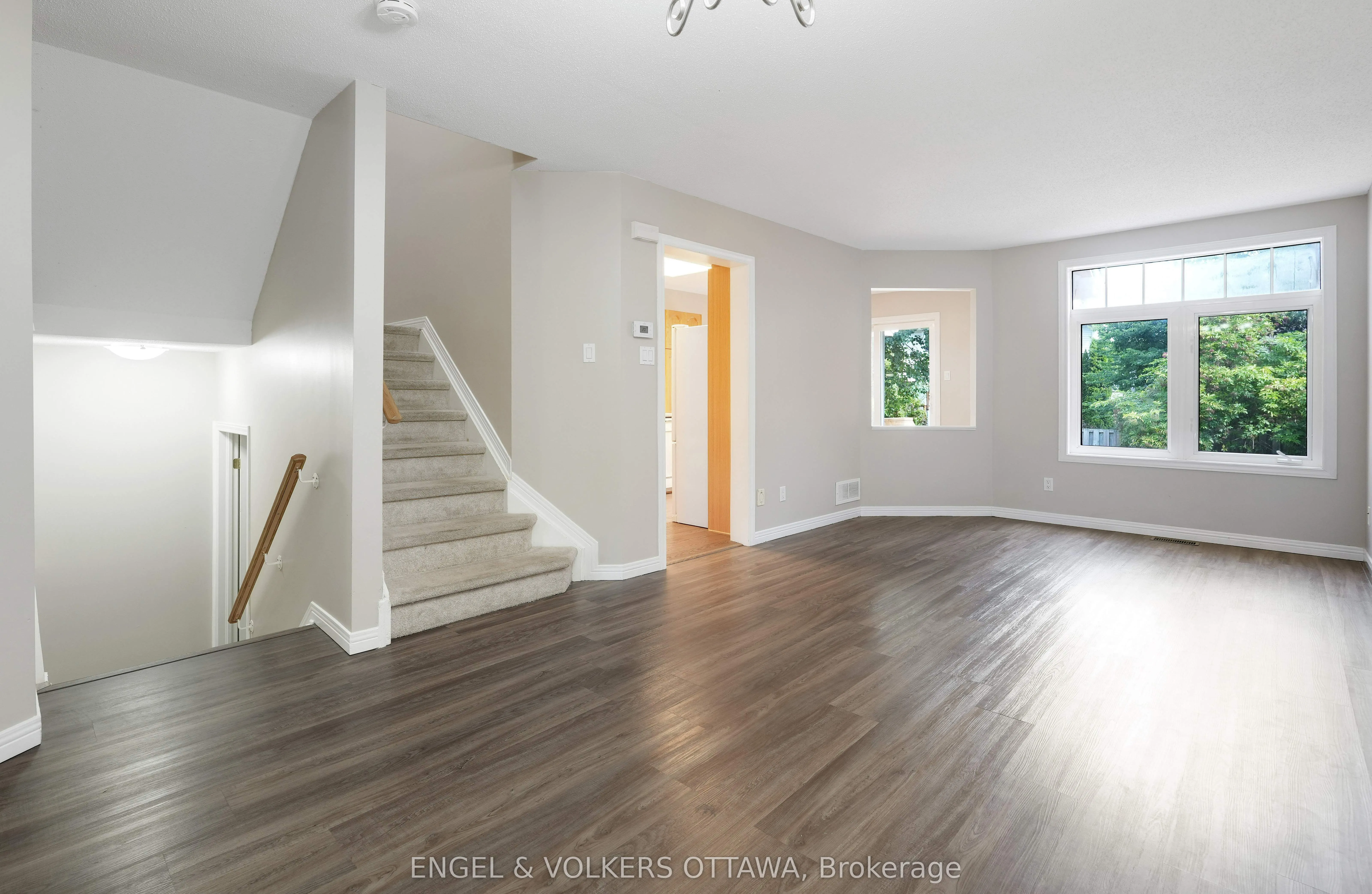 551 Wild Shore Crescent