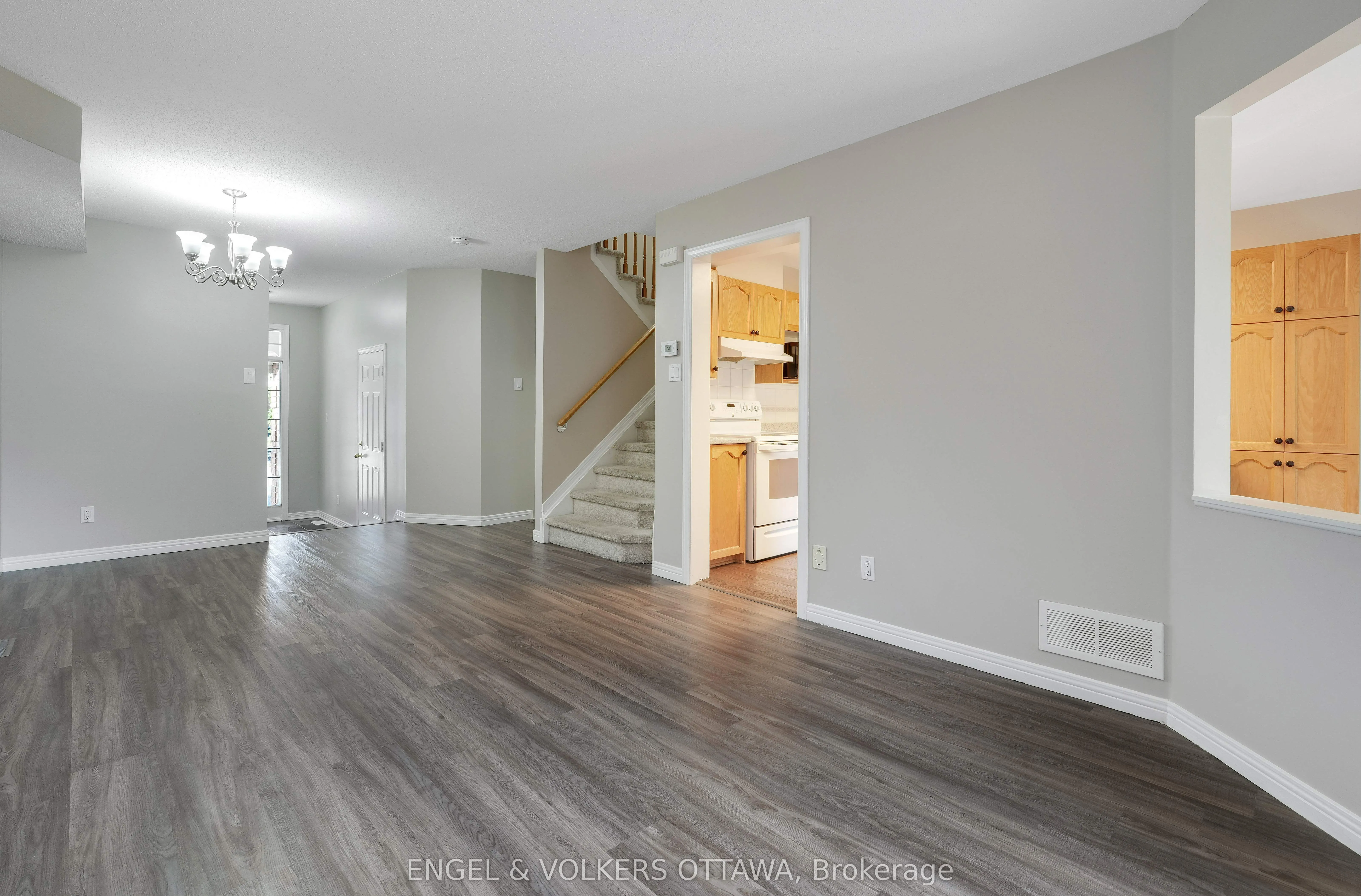551 Wild Shore Crescent