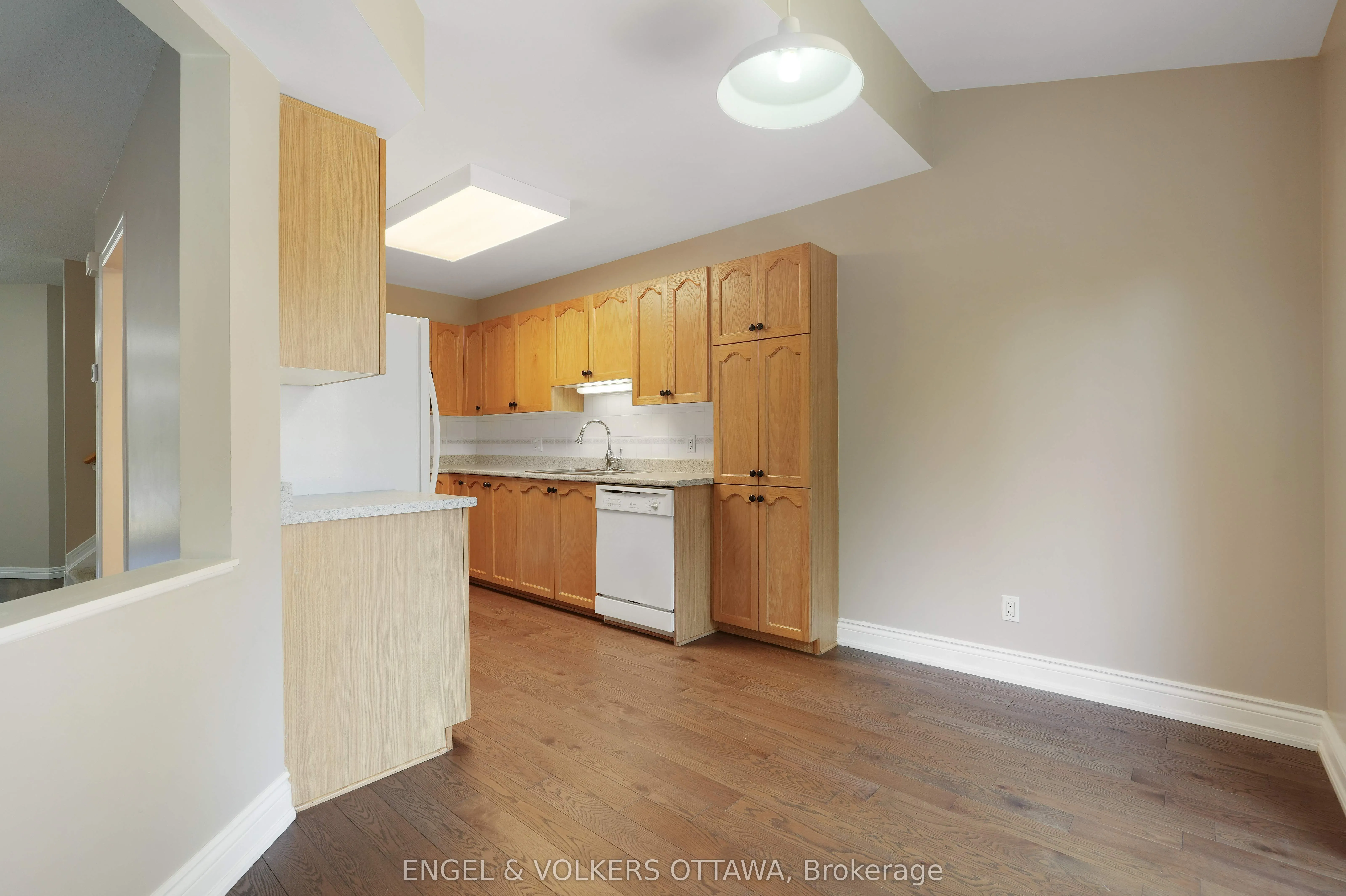 551 Wild Shore Crescent