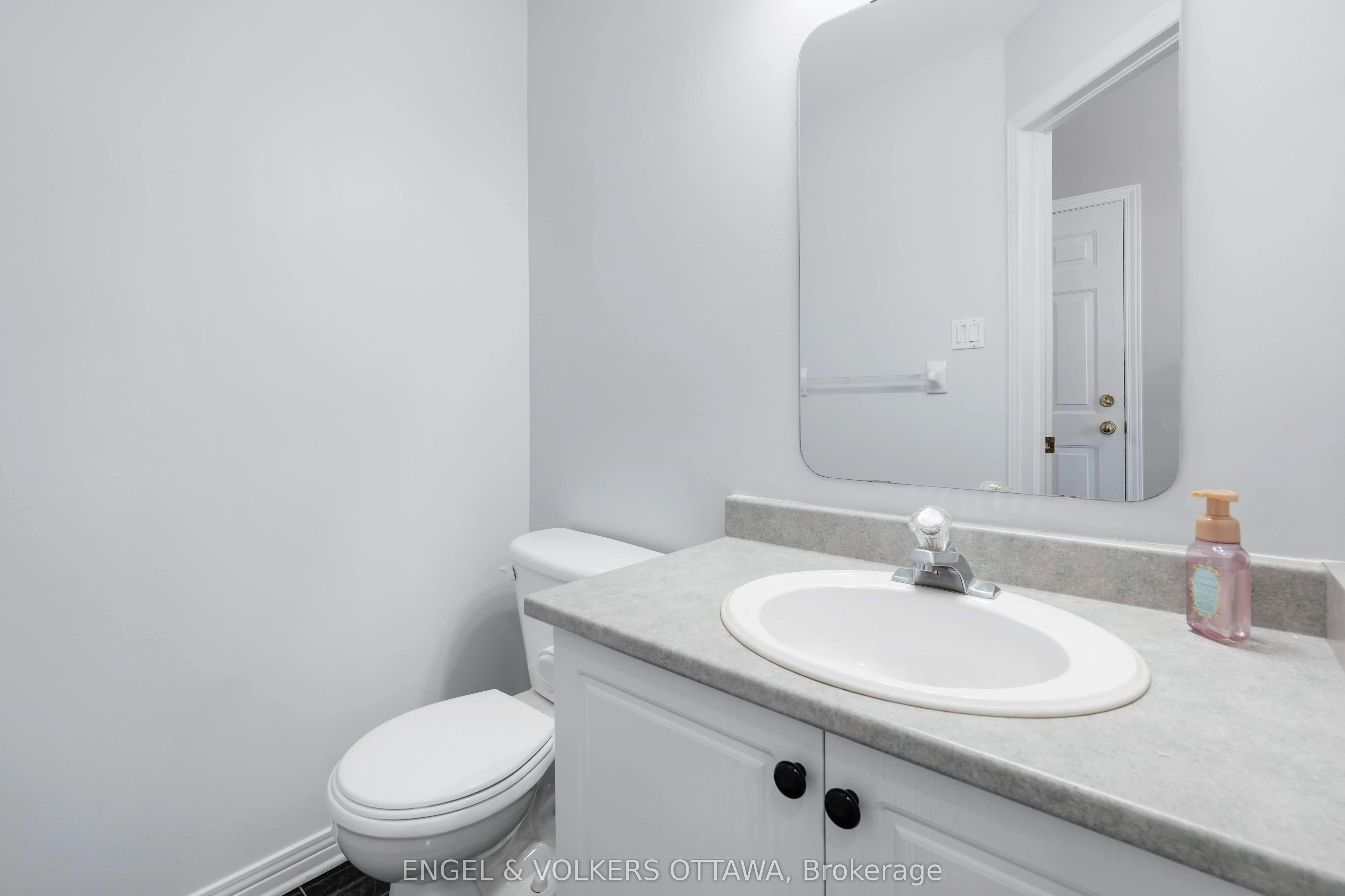 551 Wild Shore Crescent