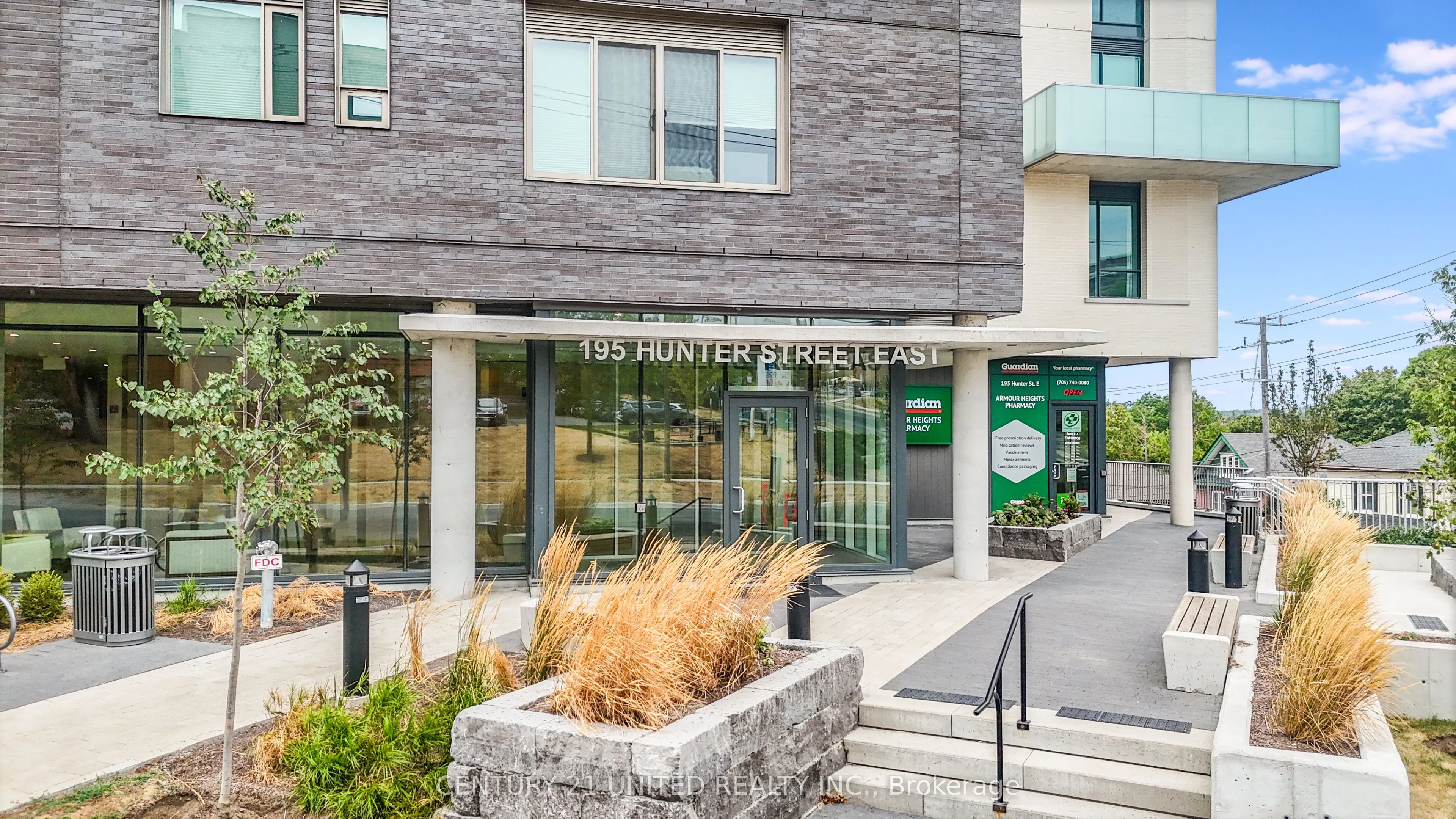 195 Hunter Street E, #705