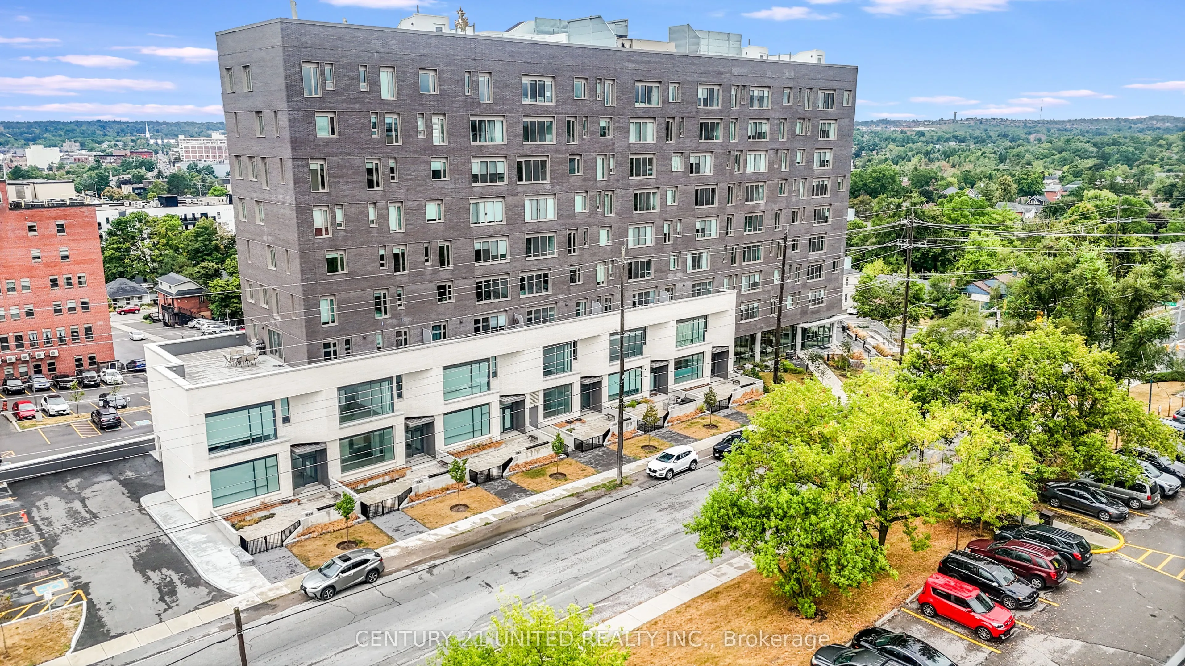 195 Hunter Street E, #705
