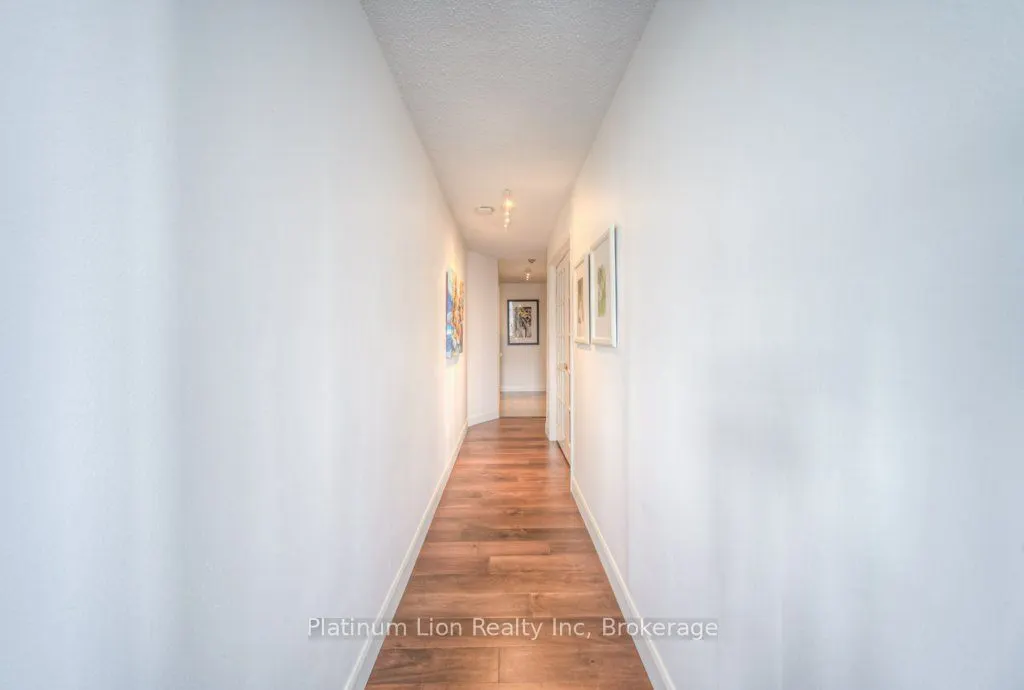 36 James Street S, #1102