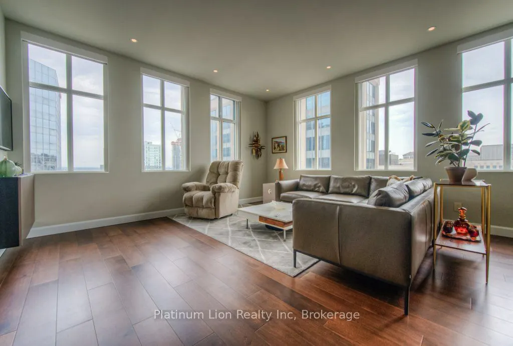 36 James Street S, #1102