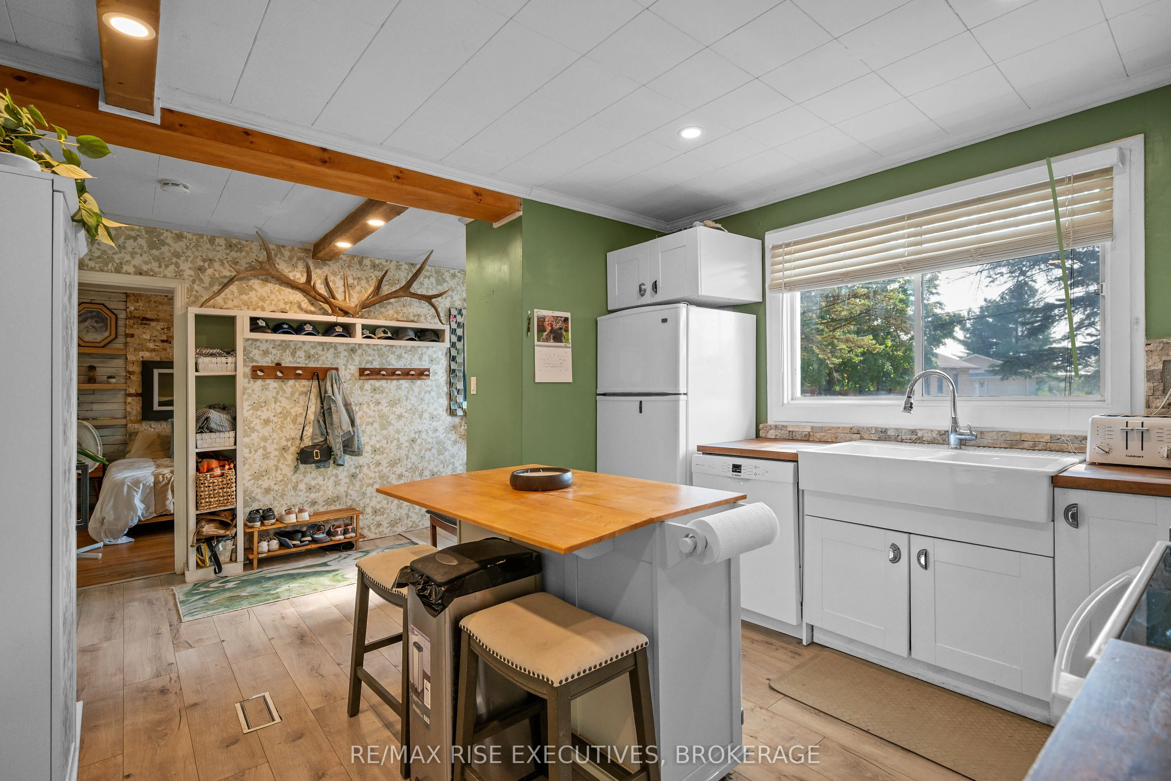 1224 Westbrook Road