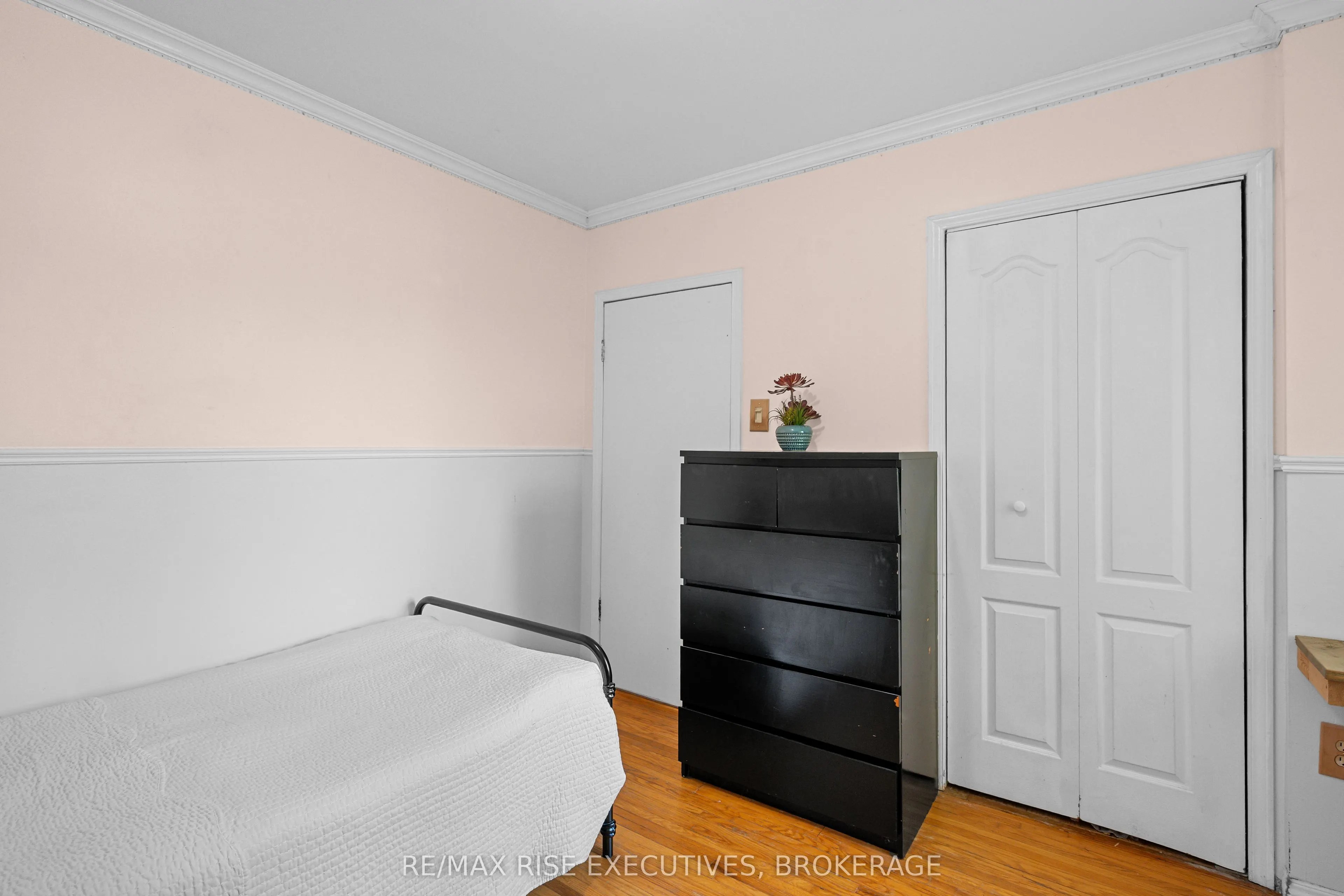 1224 Westbrook Road