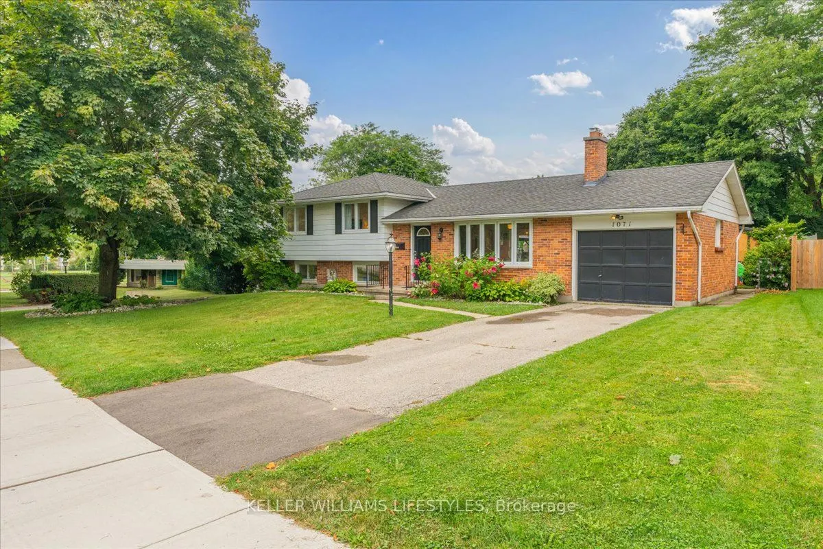 1071 St Croix Avenue